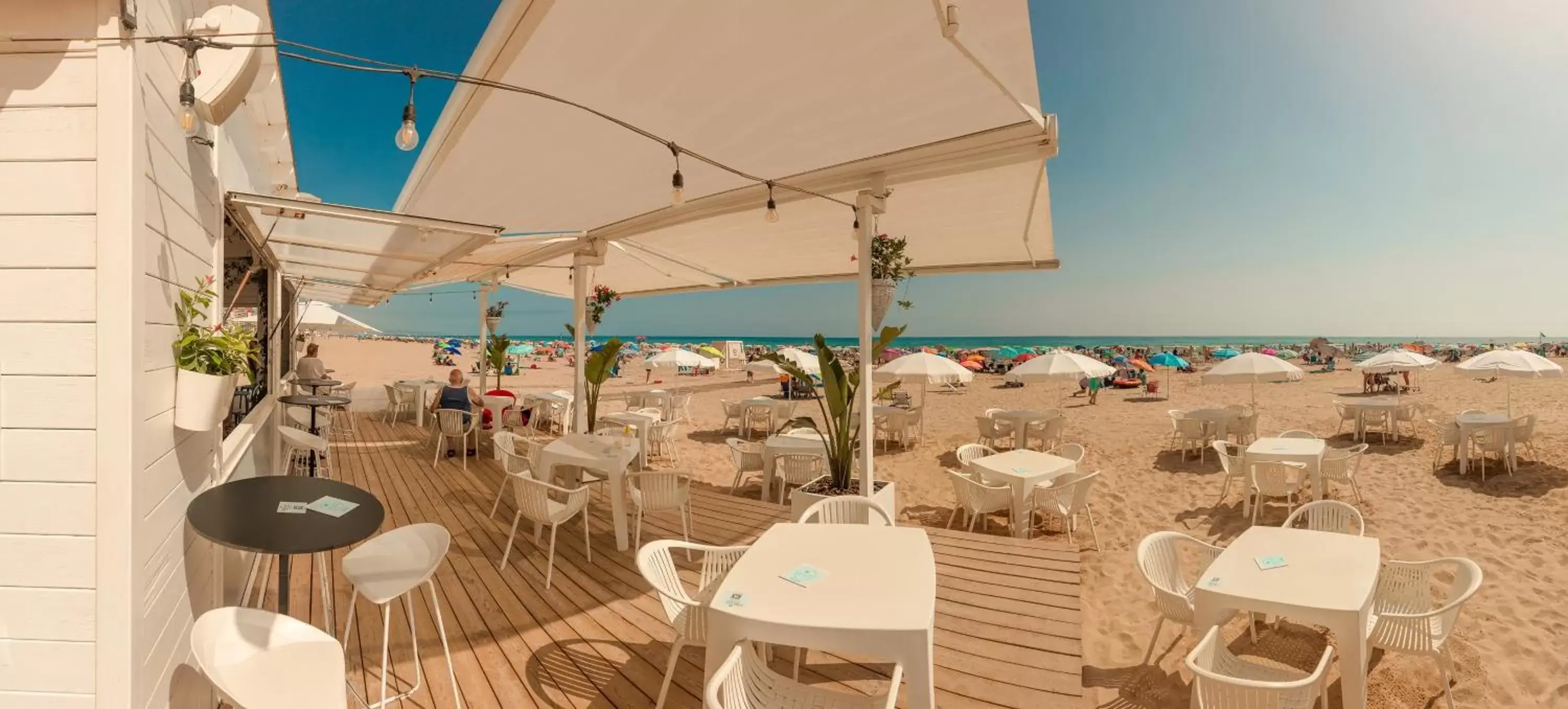 Beach, Restaurant/Places to Eat in Hotel RH Gijón & Spa