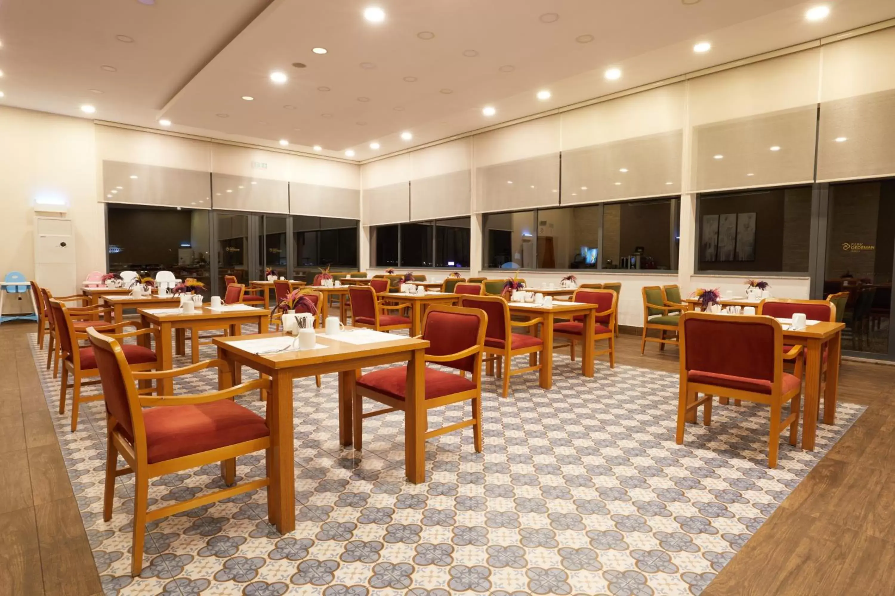 Restaurant/places to eat in Park Dedeman Denizli Restaurant/places to eat in Park Dedeman Denizli