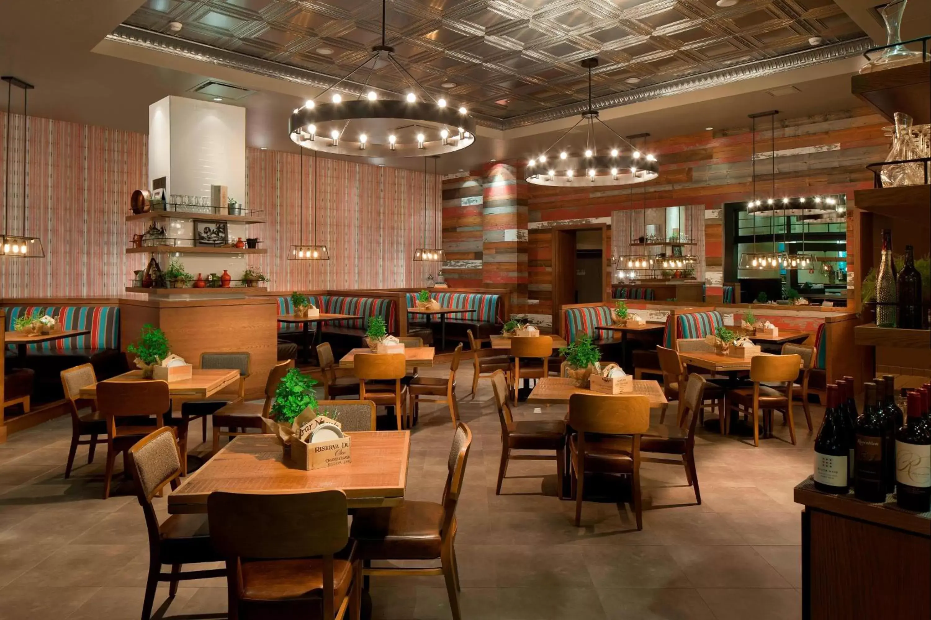 Kitchen or kitchenette, Restaurant/Places to Eat in Orlando World Center Marriott