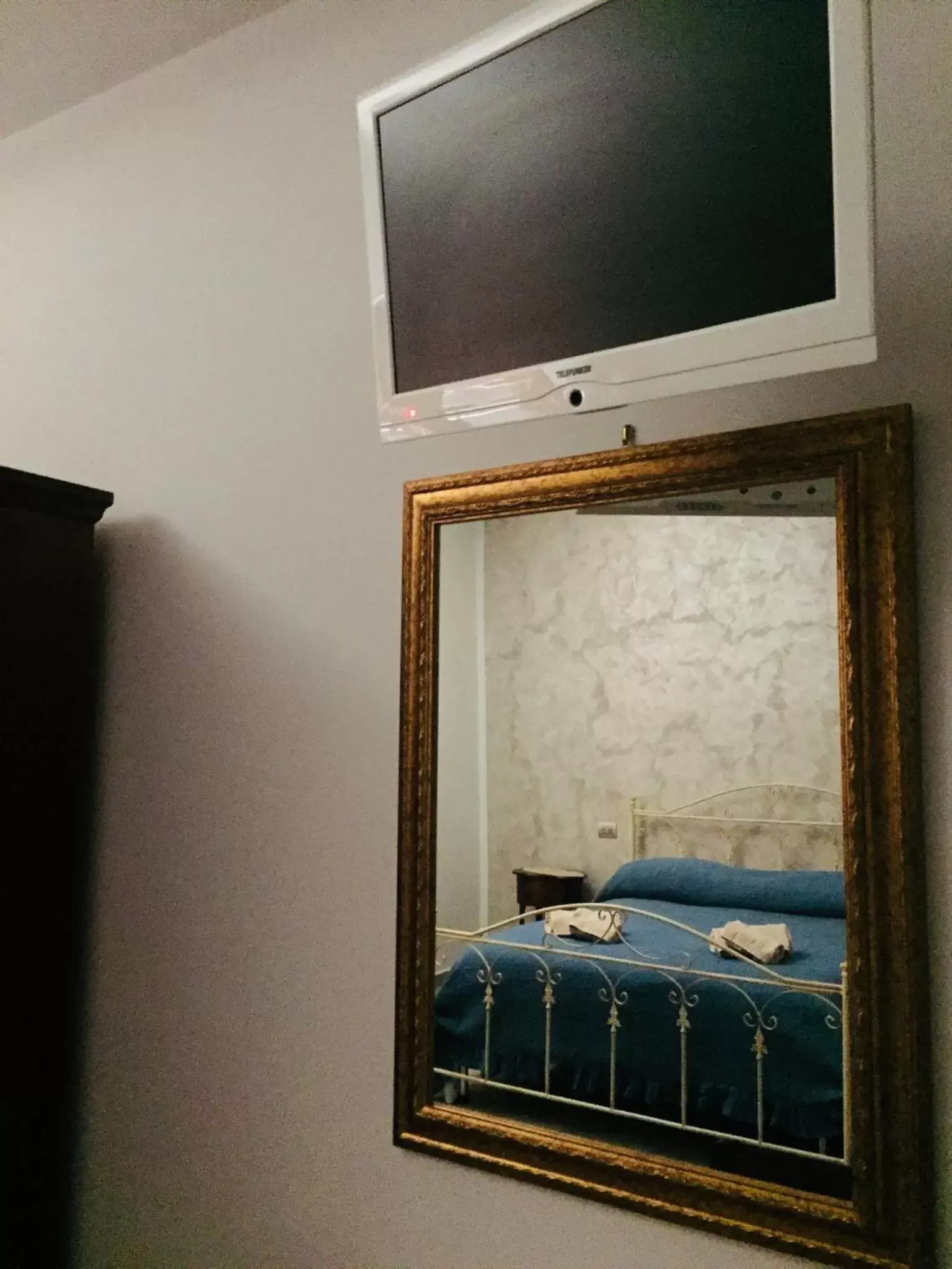 TV and multimedia, Bed in San Michele