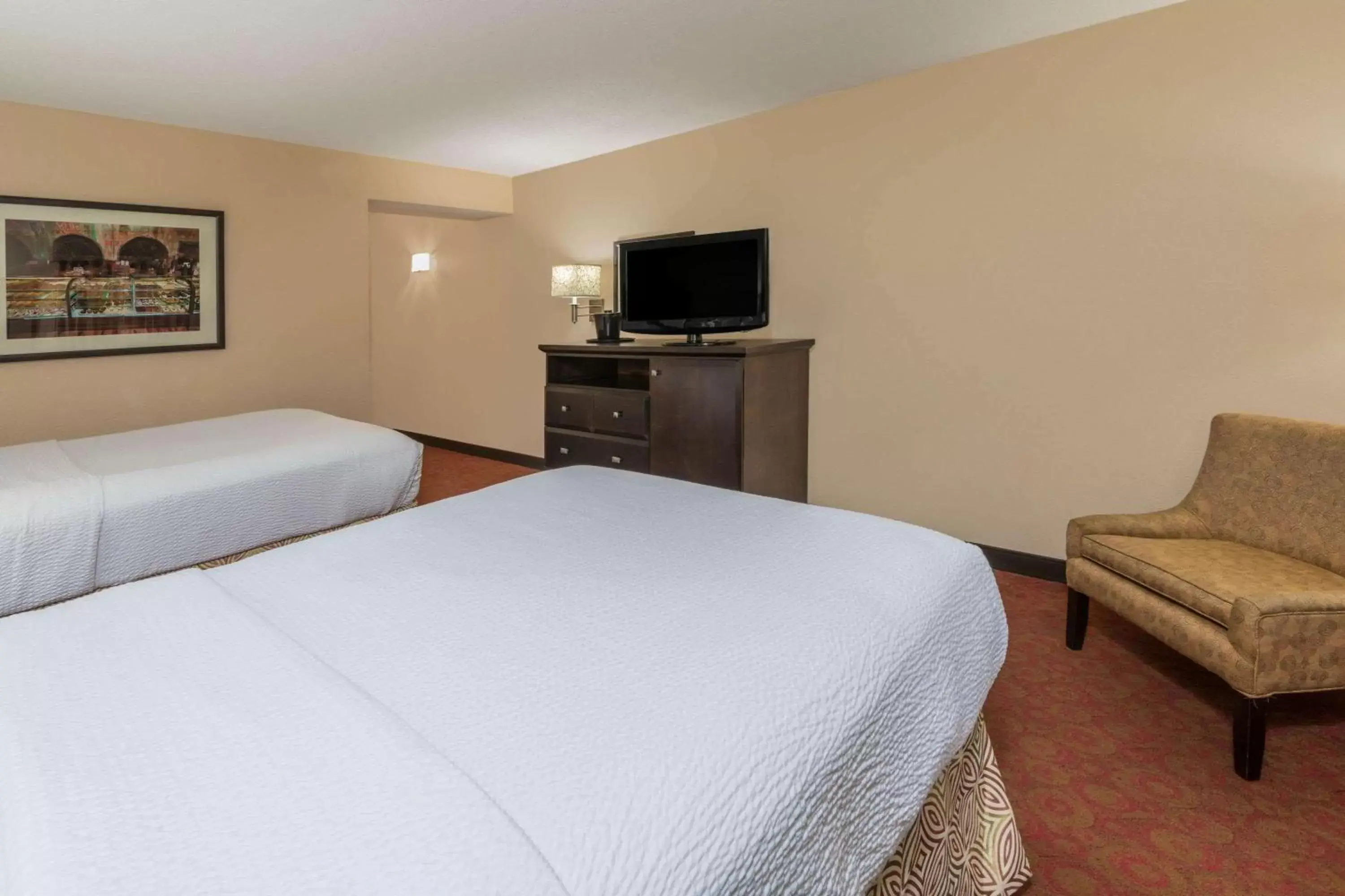 Photo of the whole room, Bed in La Quinta by Wyndham San Antonio Medical Ctr. NW