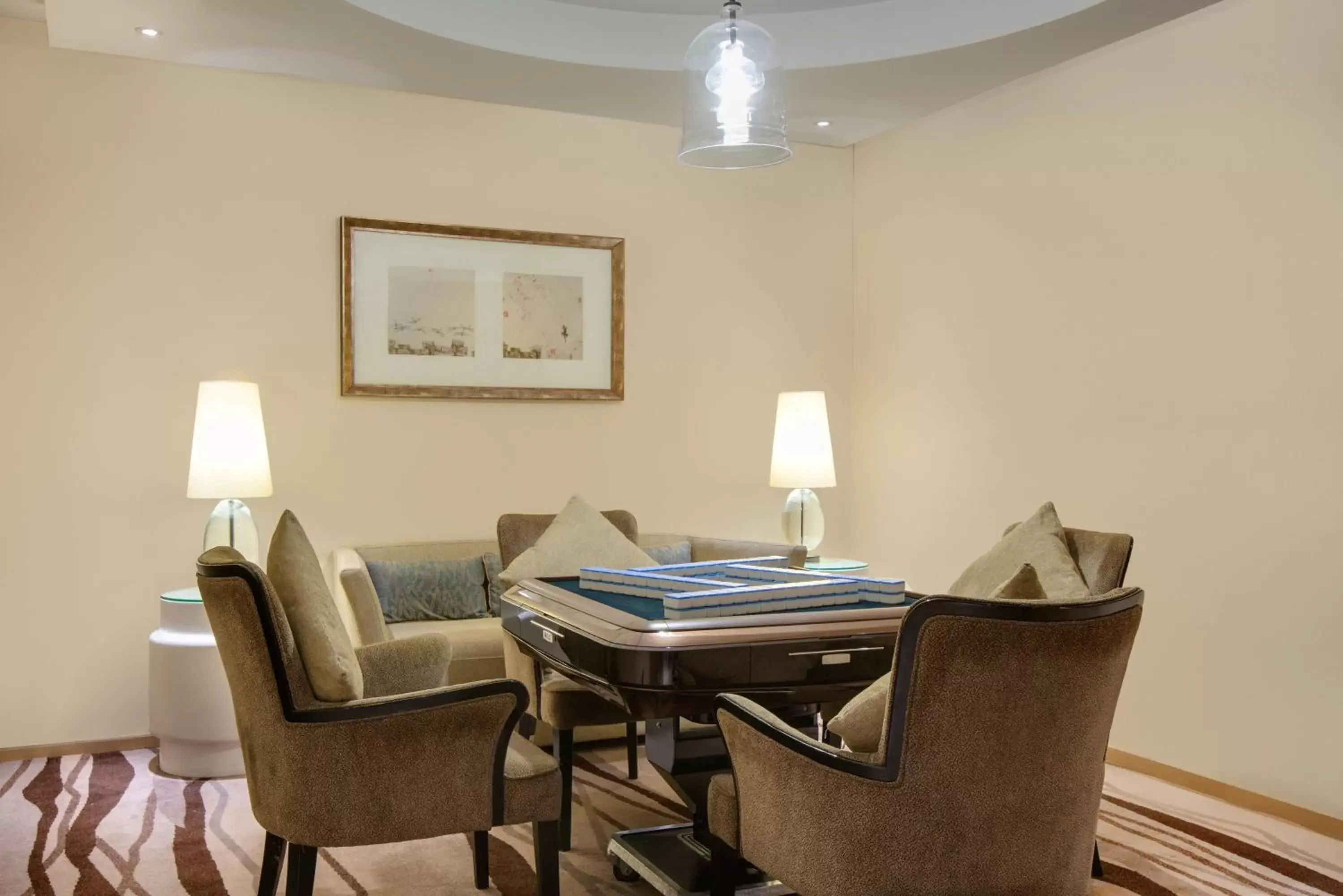 Lobby or reception, Dining Area in Holiday Inn Chengdu Oriental Plaza, an IHG Hotel