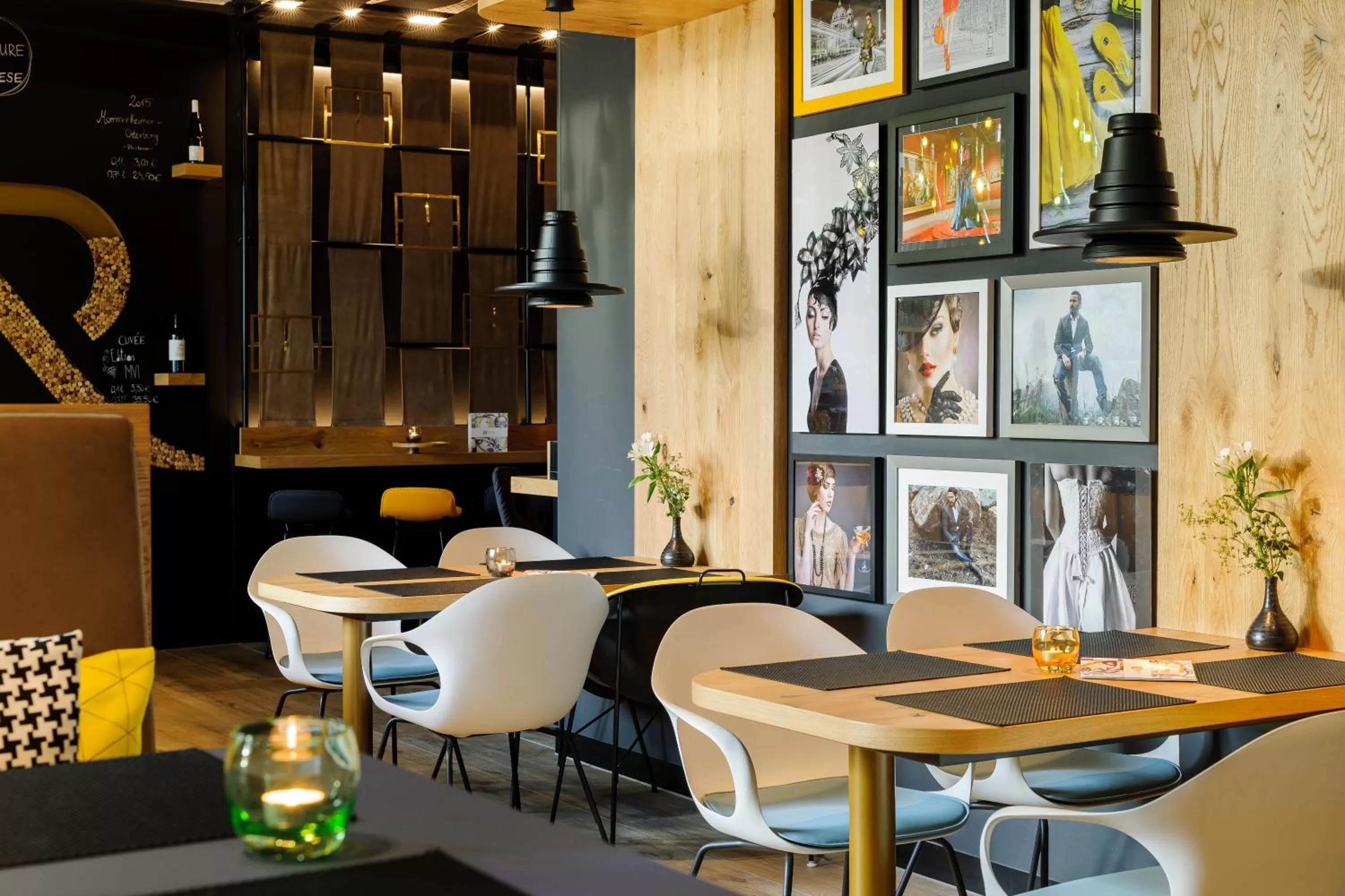 Restaurant/places to eat in MERCURE Hotel Berlin Wittenbergplatz