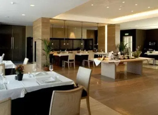 Restaurant/Places to Eat in Hotel Pineta Wellness & Spa