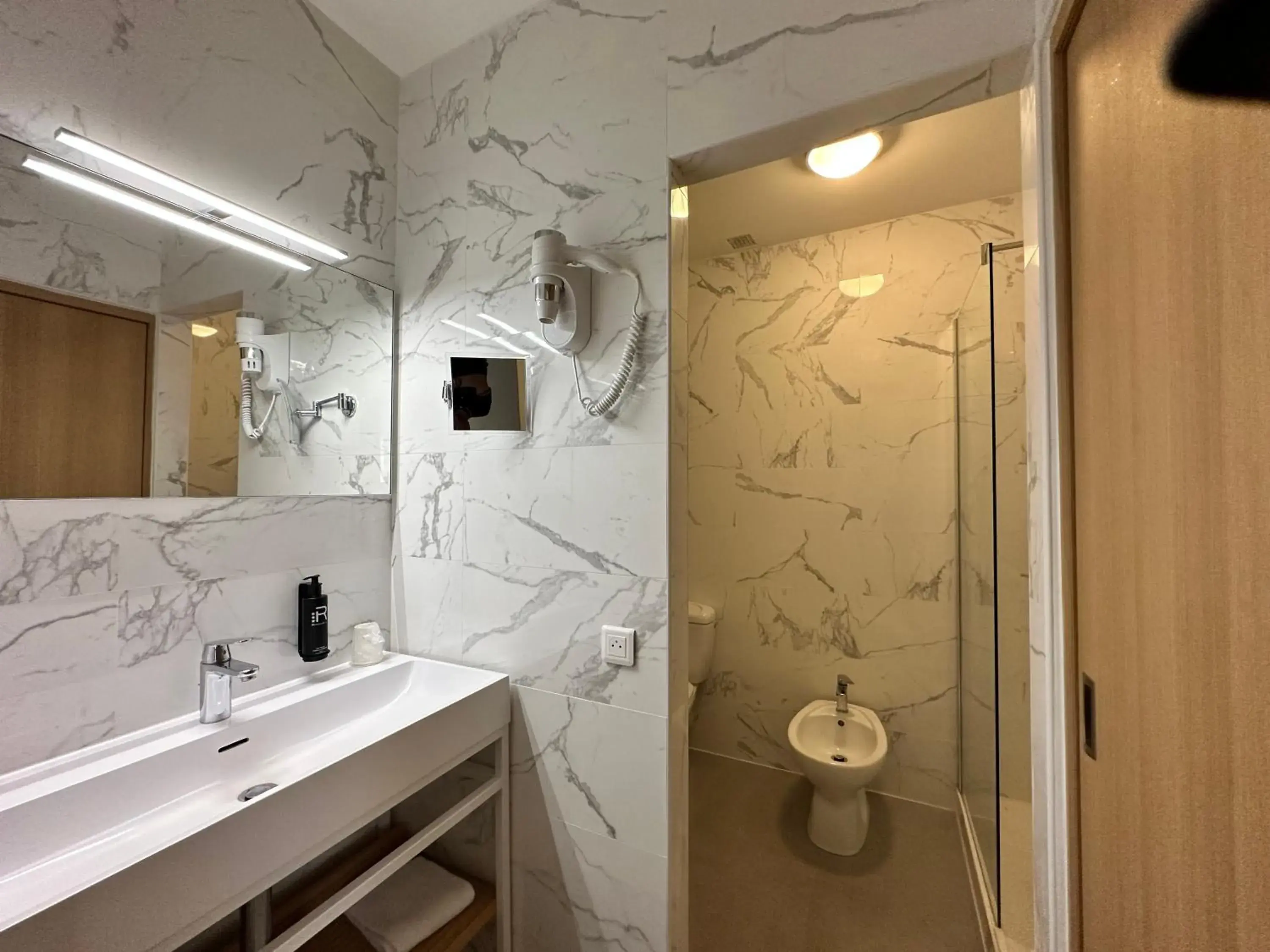 Bathroom in Hotel Revellata
