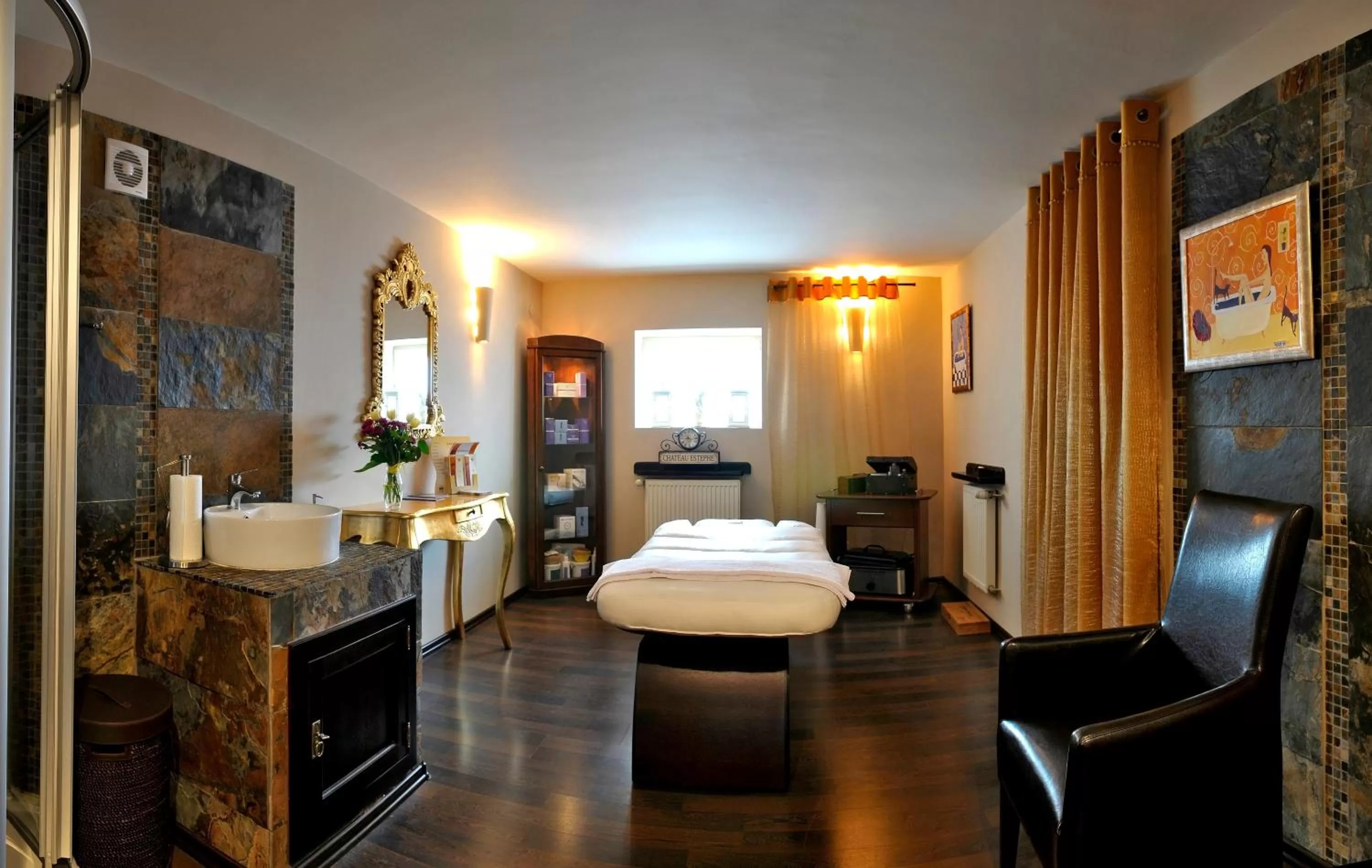 Massage, Bed in Bohema Boutique Hotel & Spa