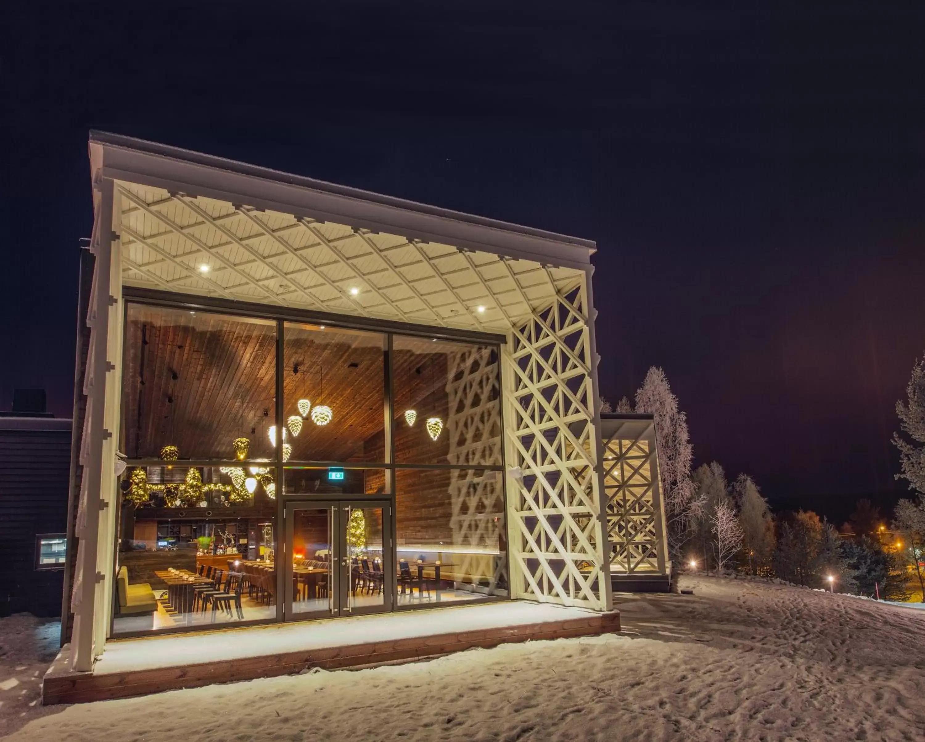 Restaurant/places to eat in Arctic TreeHouse Hotel