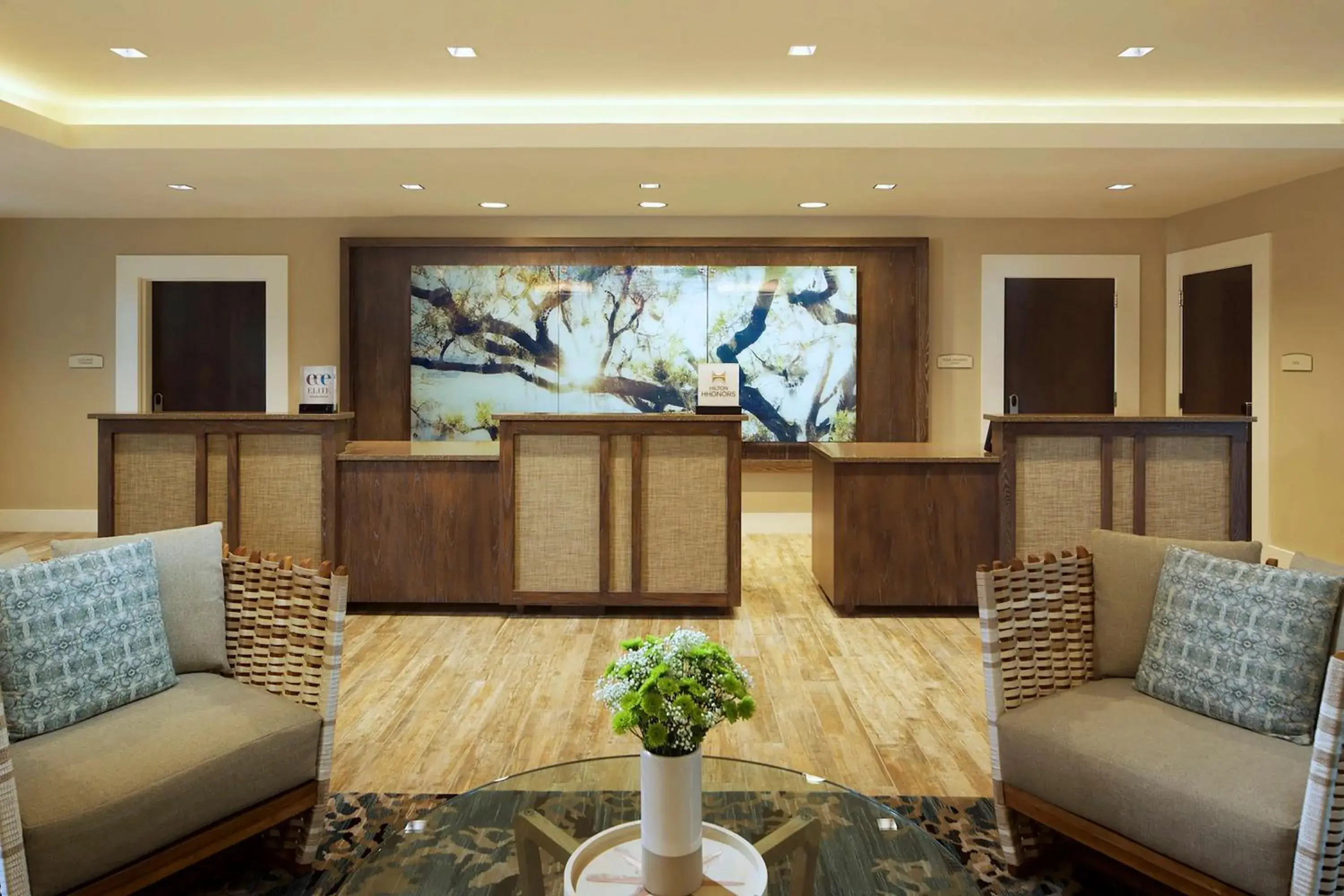 Lobby or reception in Hilton Grand Vacations Club Ocean Oak Resort Hilton Head Lobby or reception in Hilton Grand Vacations Club Ocean Oak Resort Hilton Head