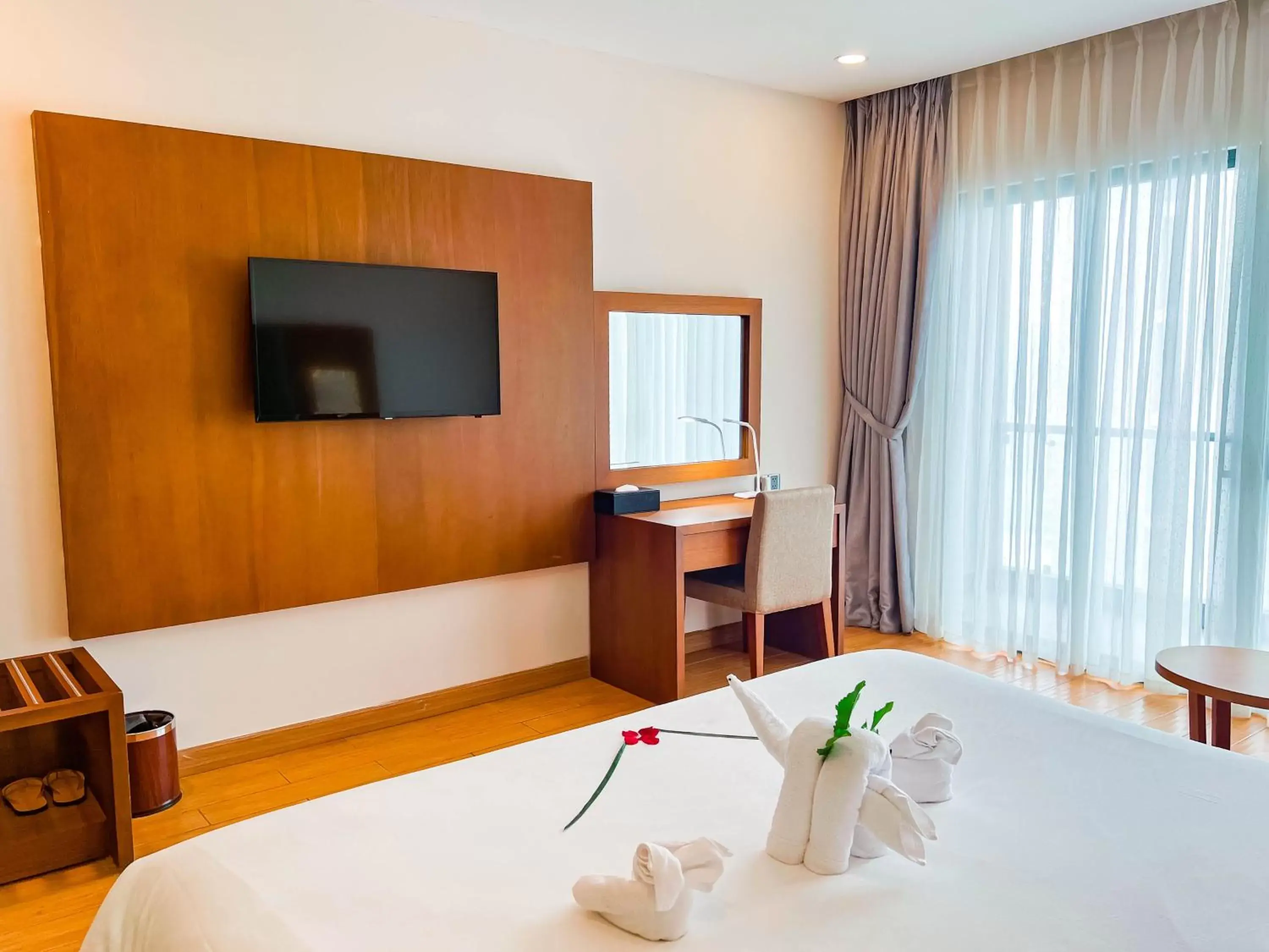 Bed, TV/Entertainment Center in Galina Hotel & Spa