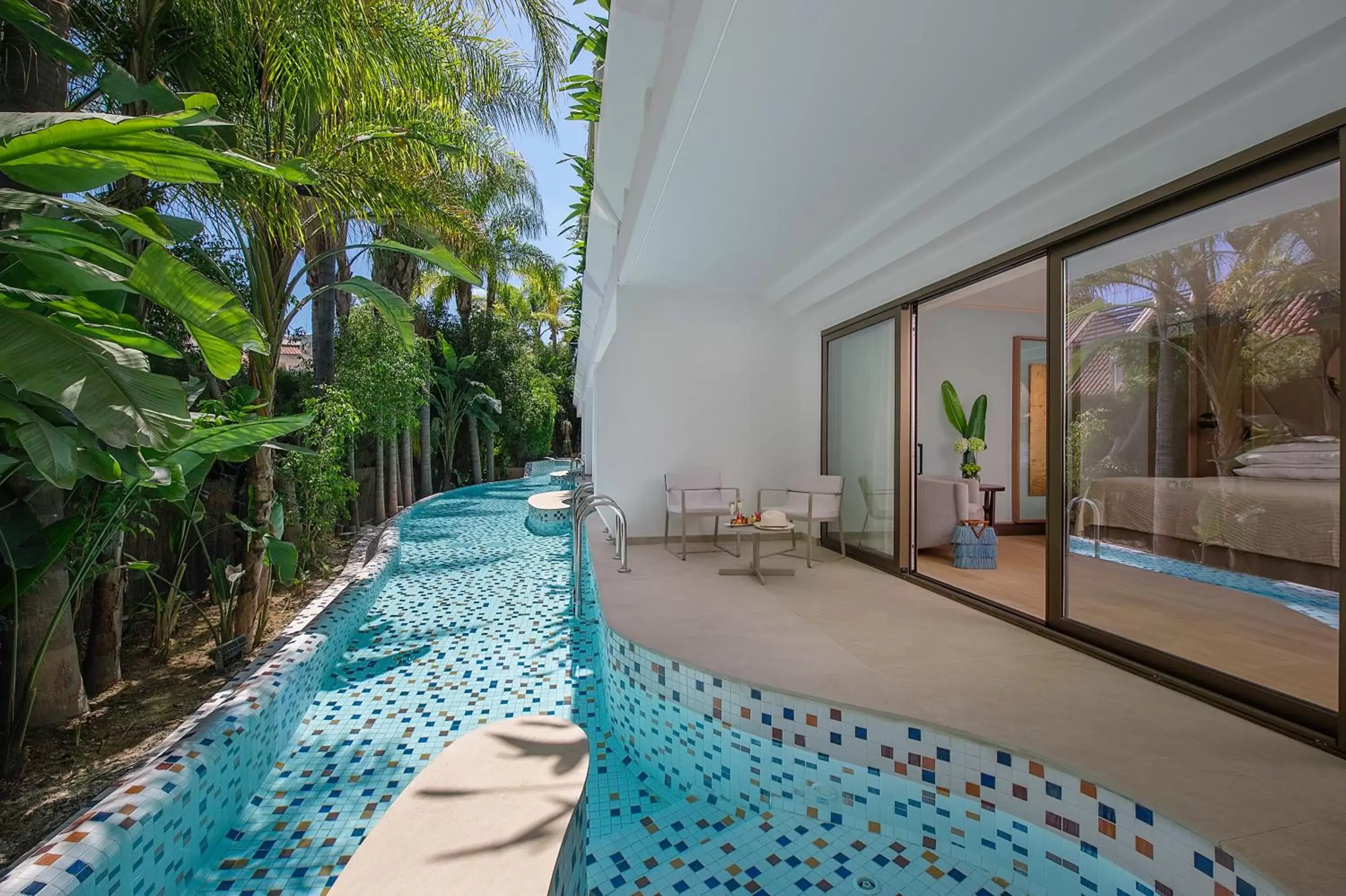 Balcony/Terrace in Four Seasons Hotel