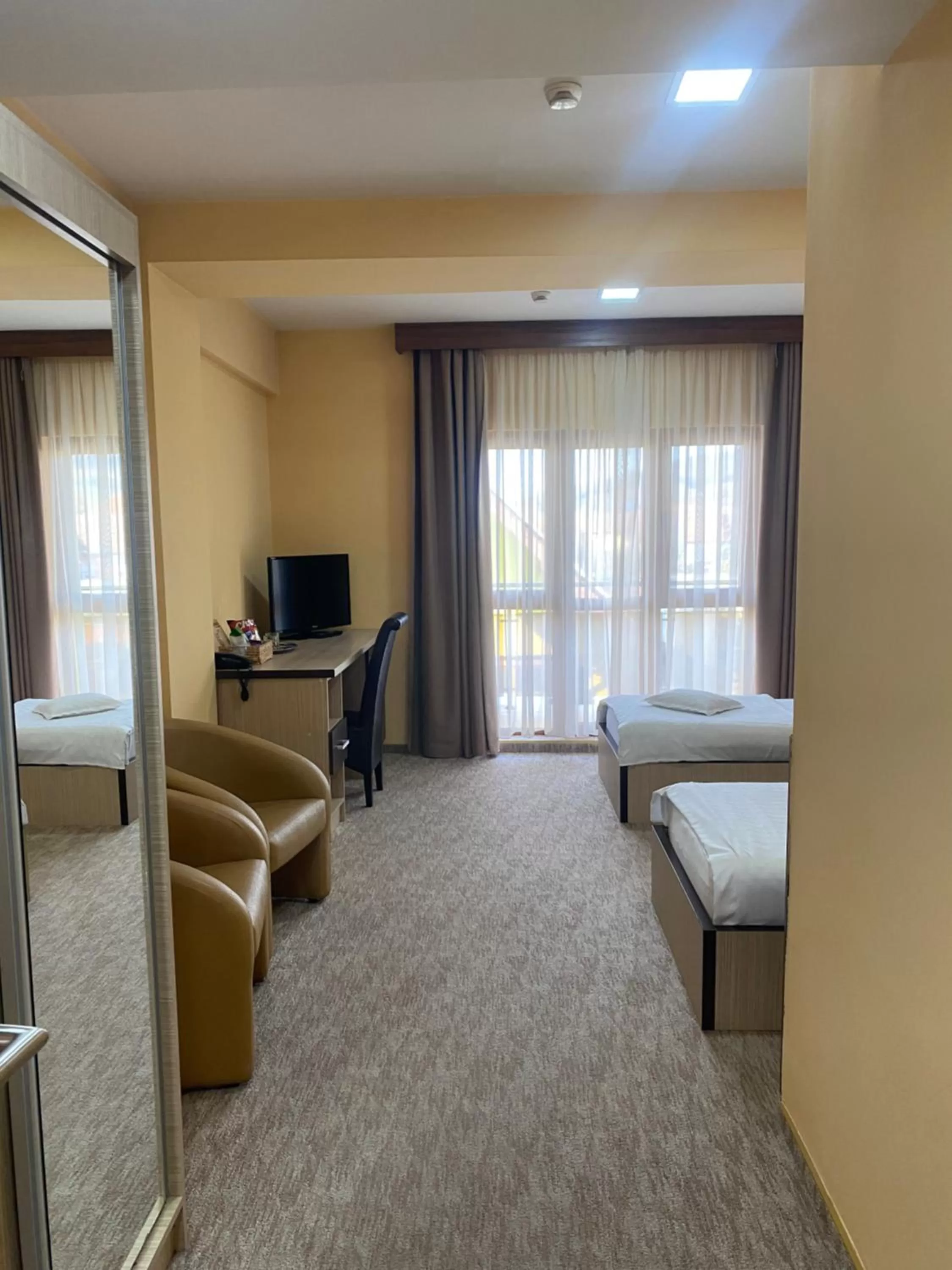 Bed in Hotel Edelweiss