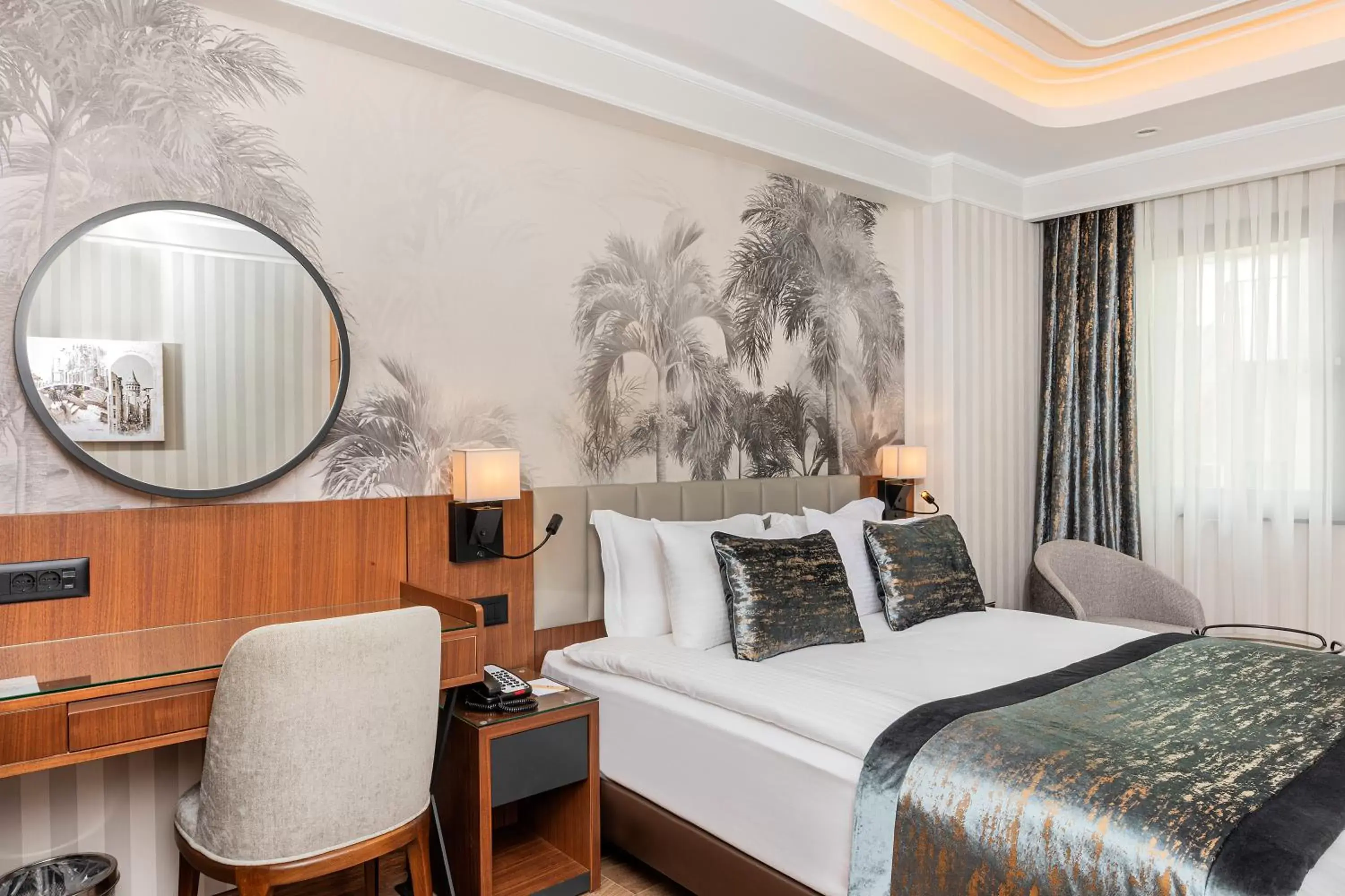 Bedroom, Bed in Mukarnas Pera Hotel