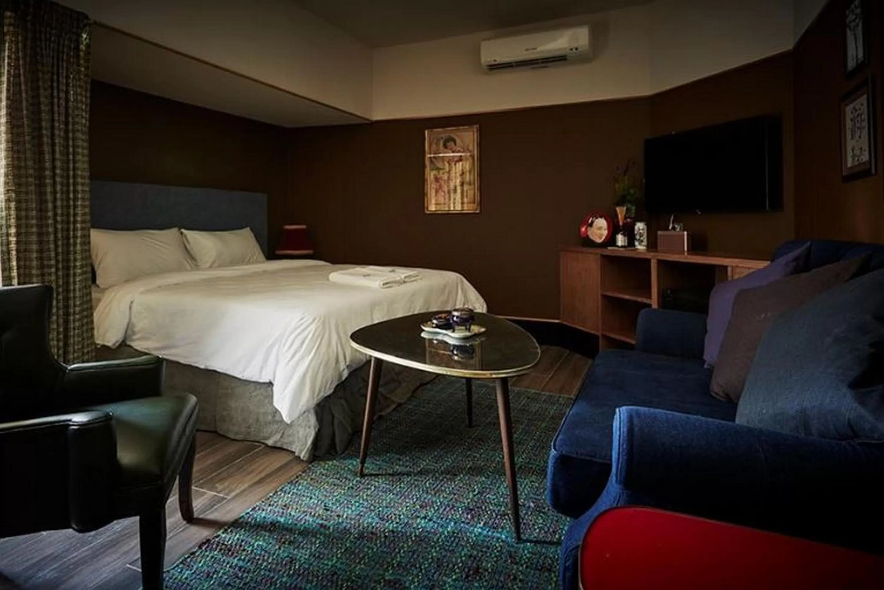 Photo of the whole room, Bed in Josh Hotel