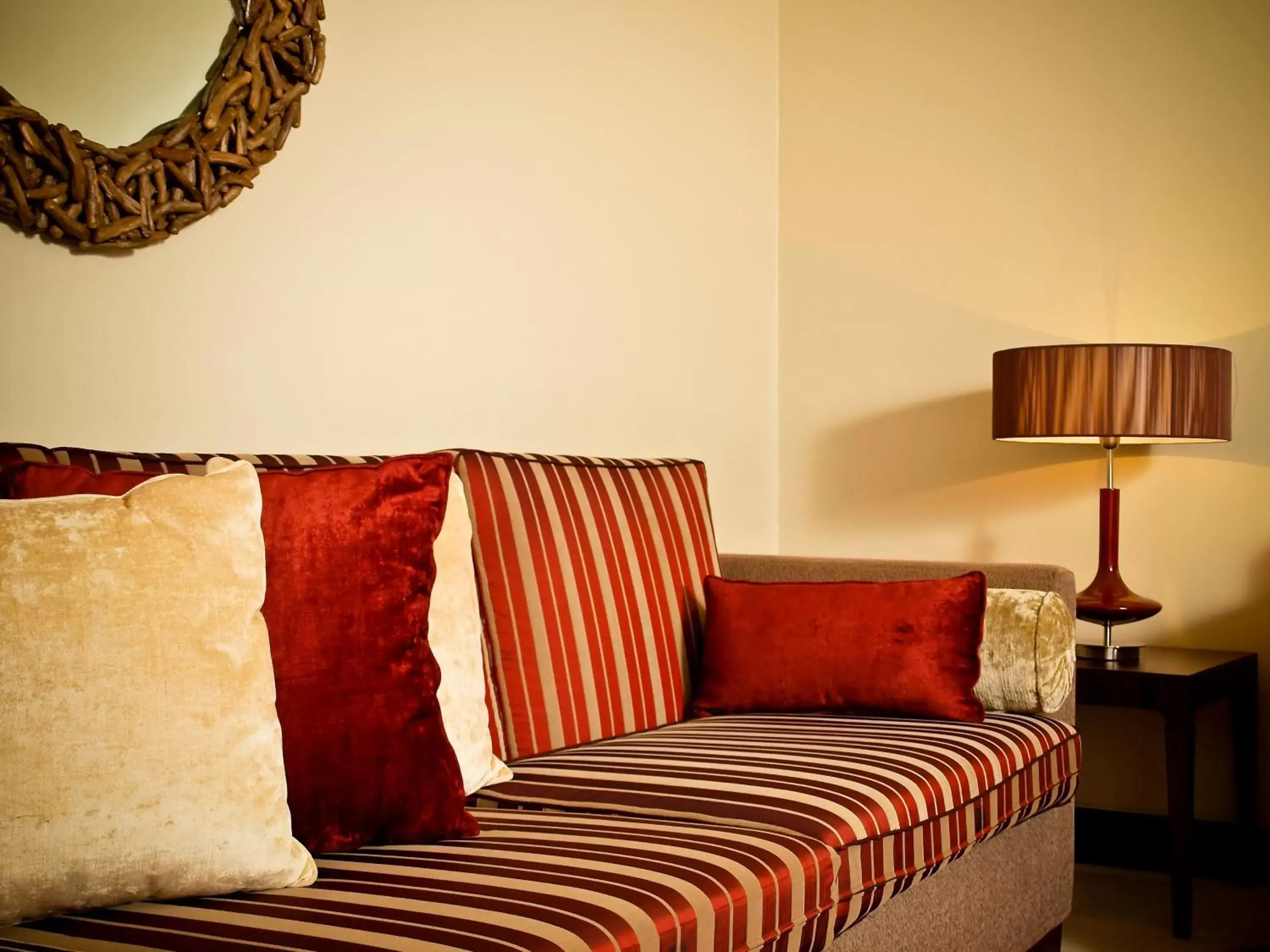 Seating Area in Radisson Blu Anchorage Hotel