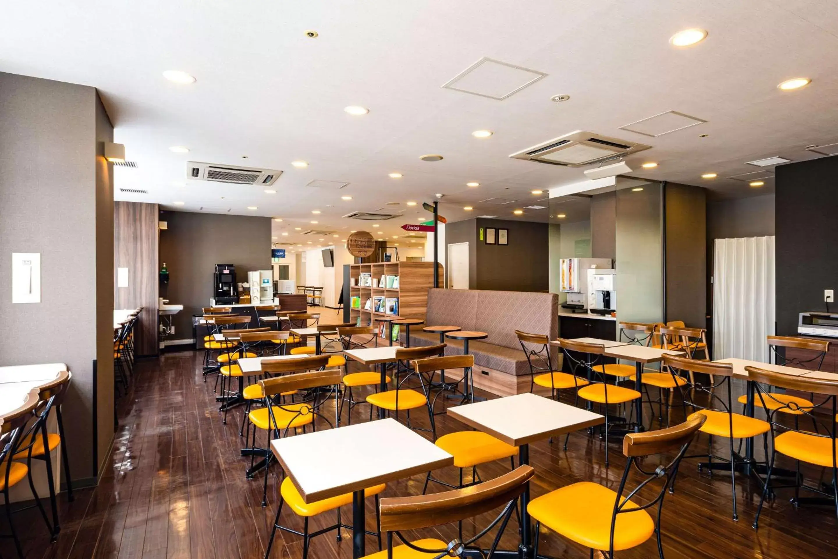 Restaurant/Places to Eat in Comfort Hotel Sendai East