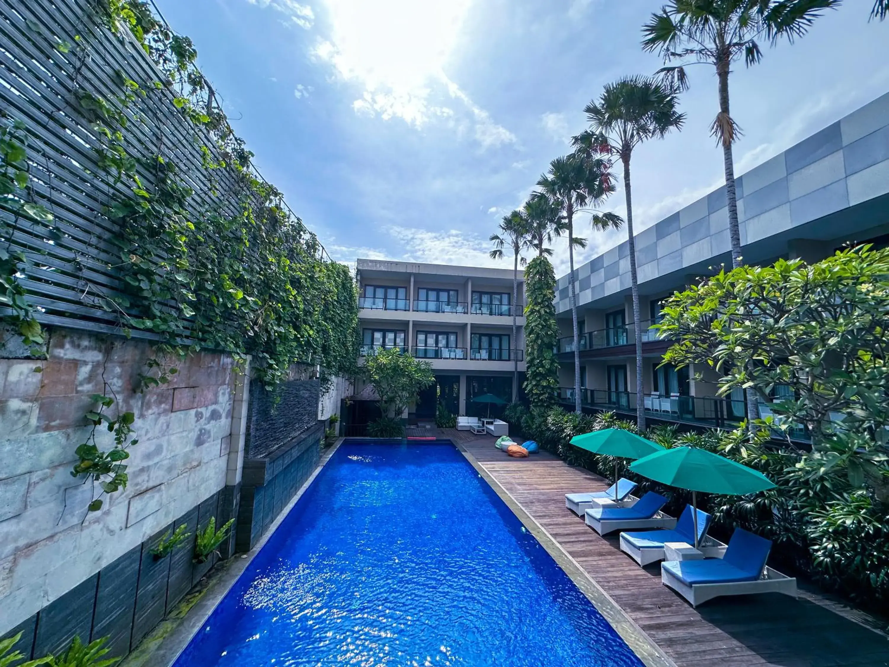 Swimming Pool in Dekuta