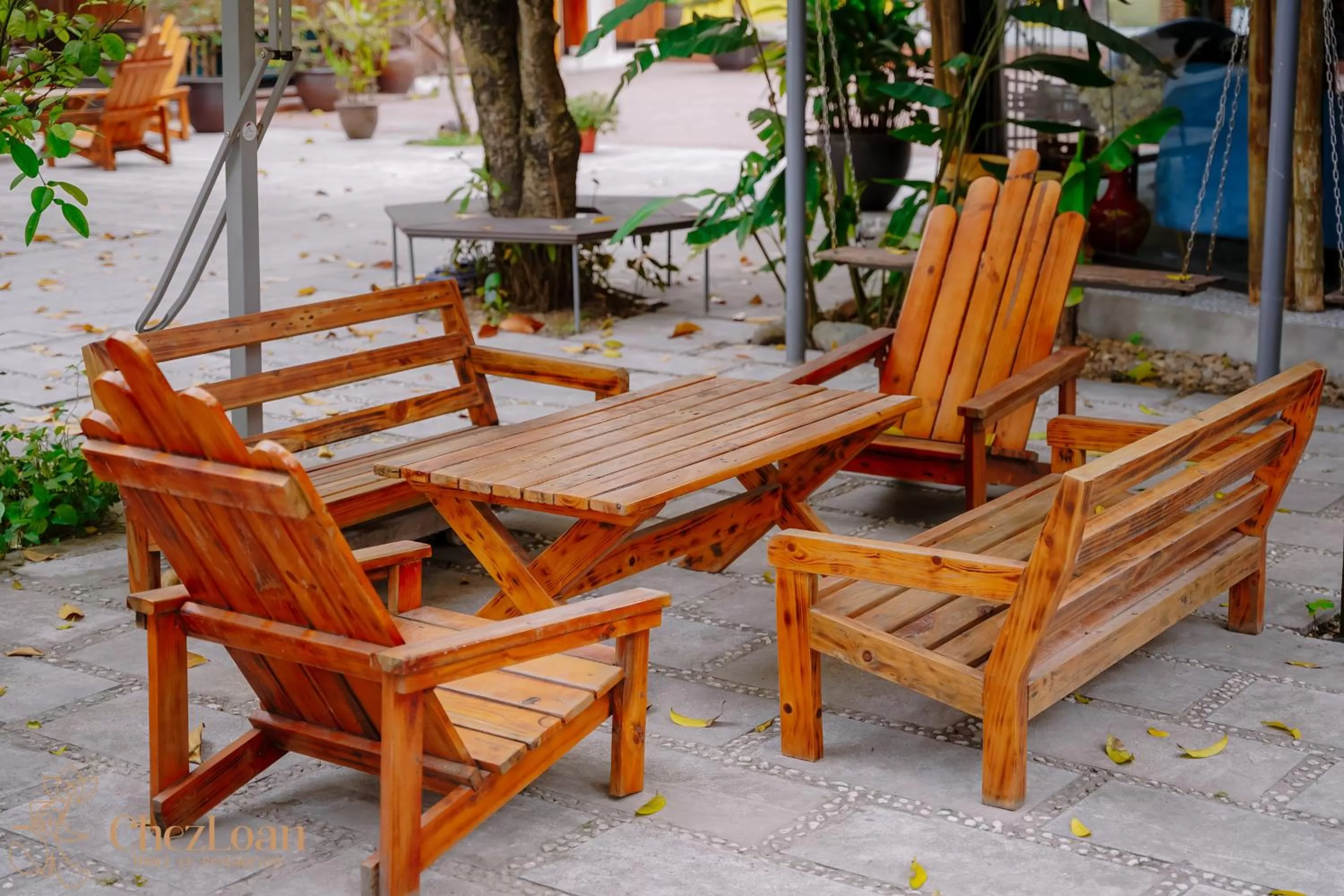 Patio in Chez Loan Hotel