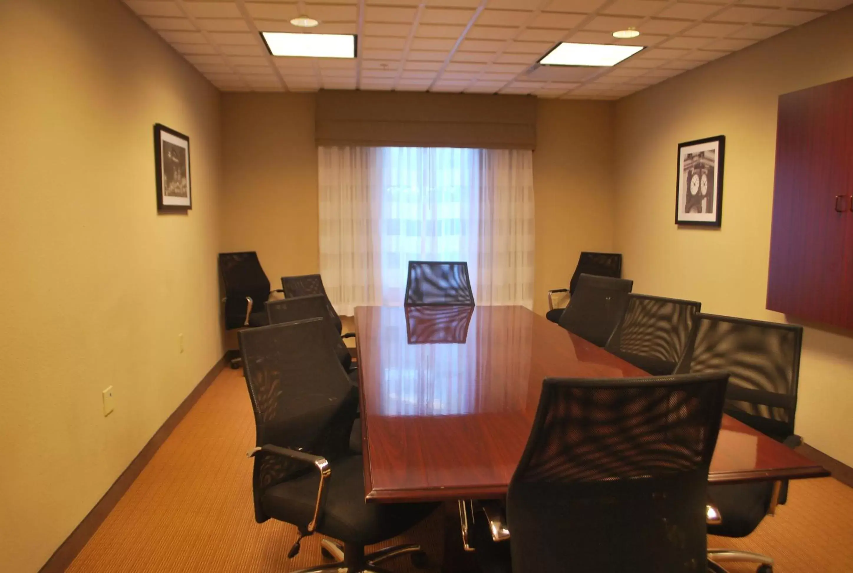 Meeting/conference room in Sleep Inn & Suites Clintwood