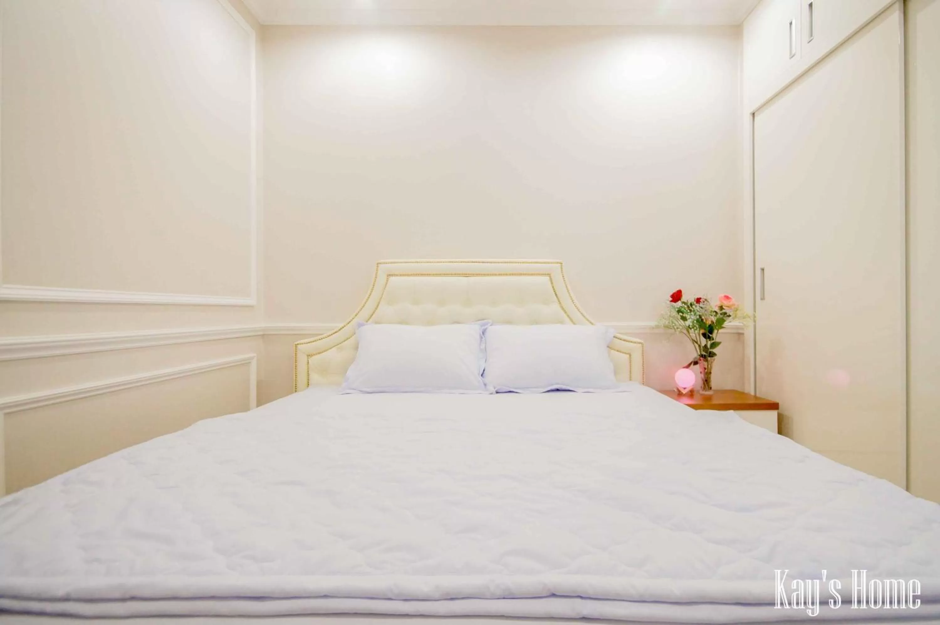 Bed in Vinhomes Central Park-Nice Homes