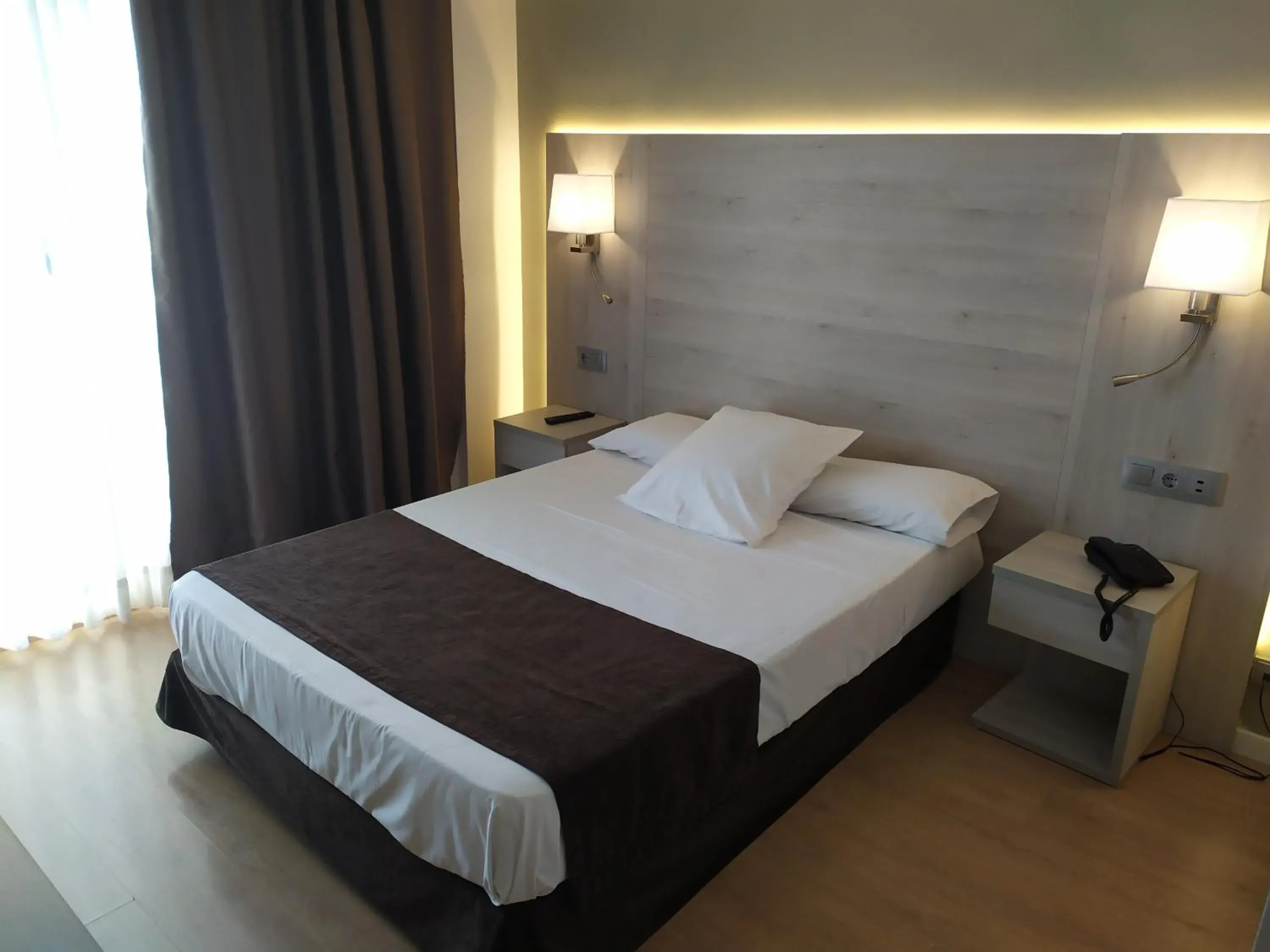 Single Room in Hotel Helios Lloret