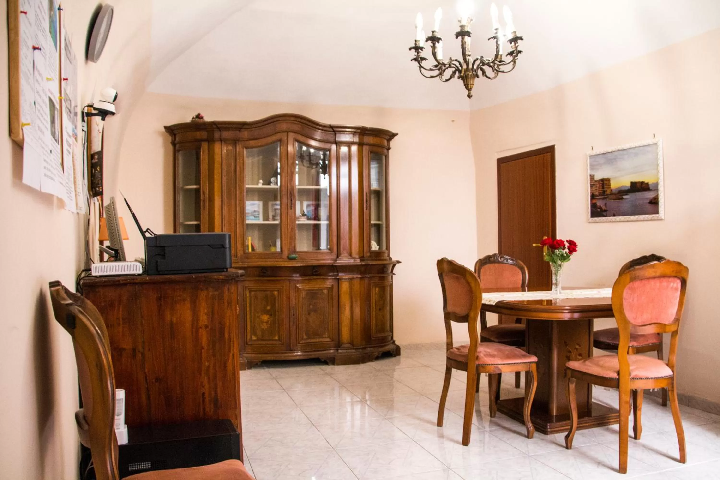 Living room, Dining Area in B&B Carbonara Napoli