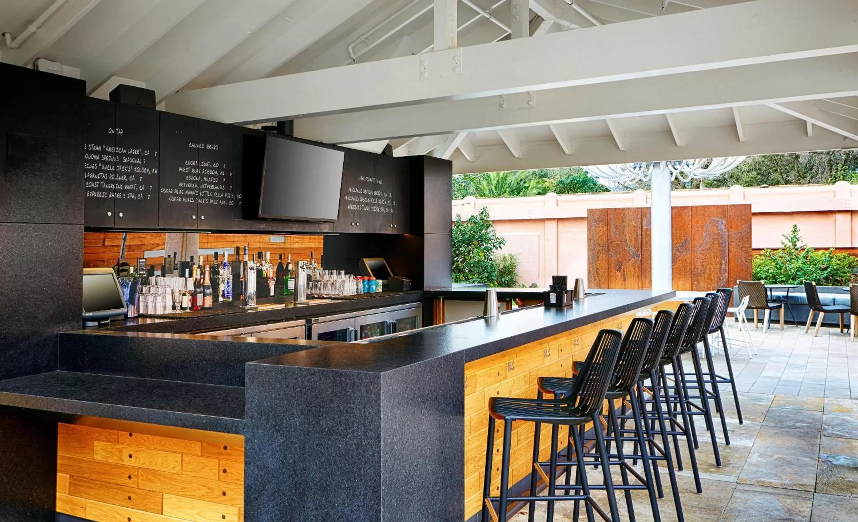 Lounge or bar, Lounge/Bar in Fairmont Sonoma Mission Inn & Spa