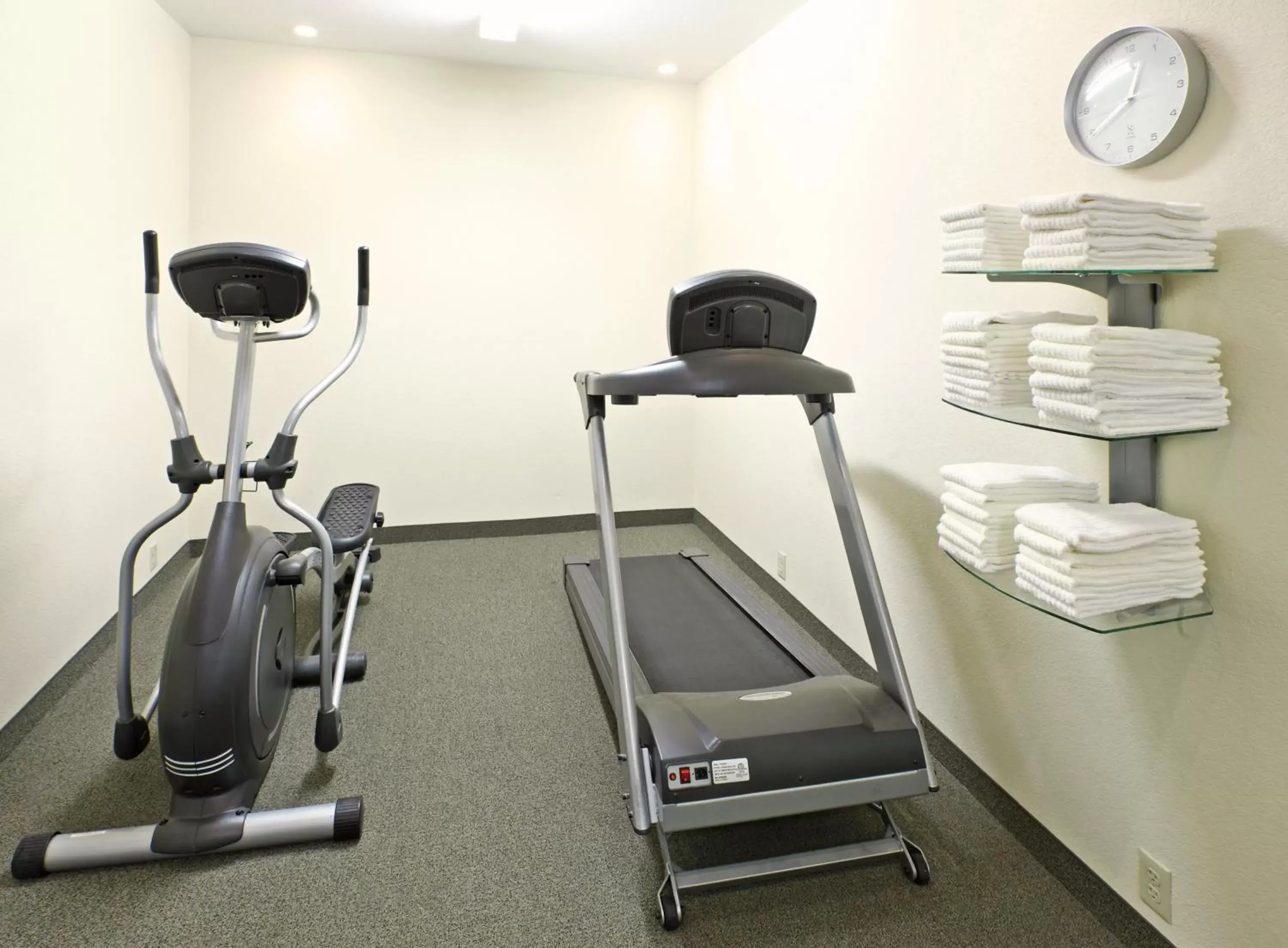 Fitness centre/facilities, Fitness Center/Facilities in Candlewood Suites Fayetteville, an IHG Hotel