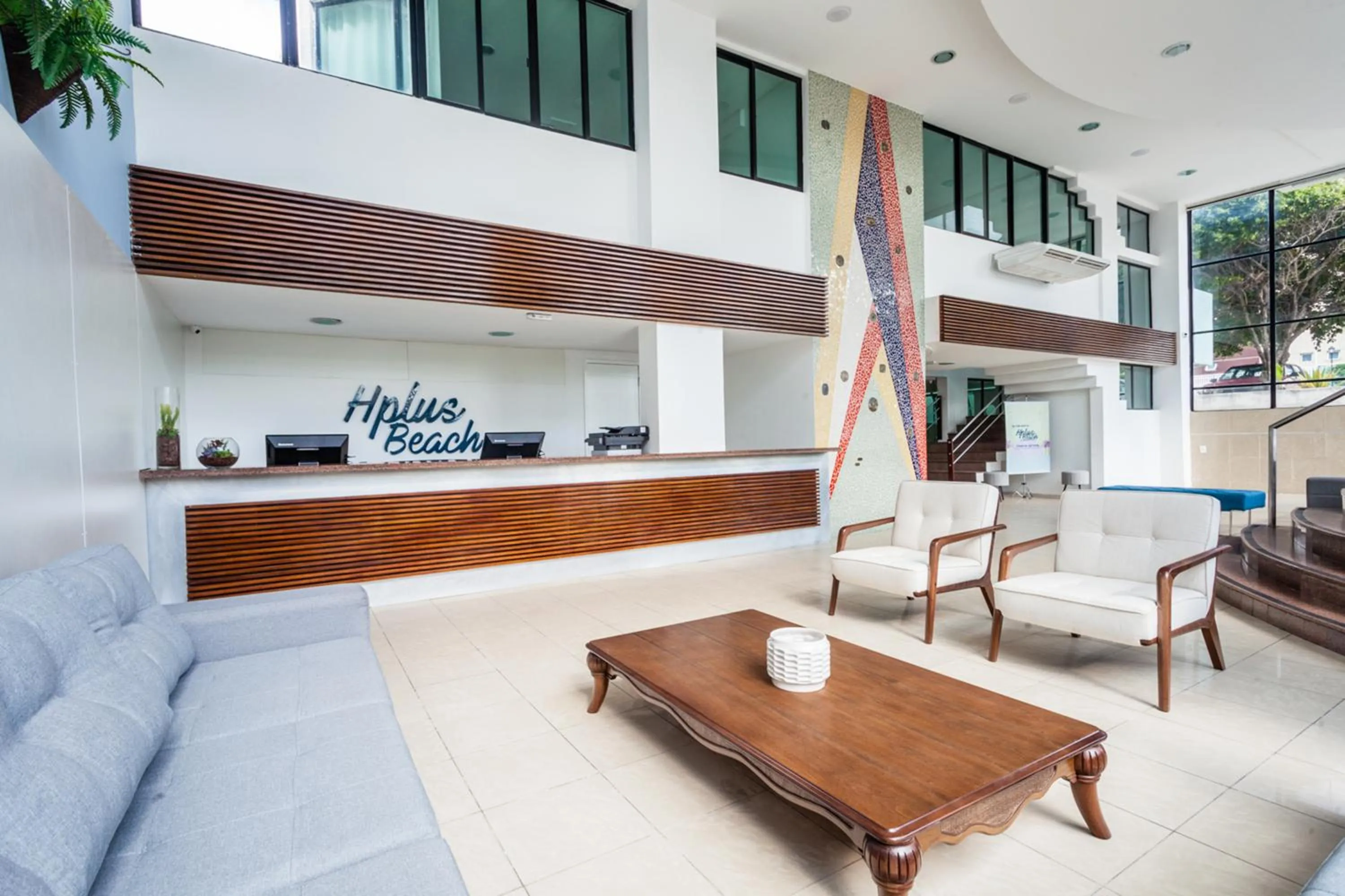 Lobby or reception in João Pessoa Hplus Beach