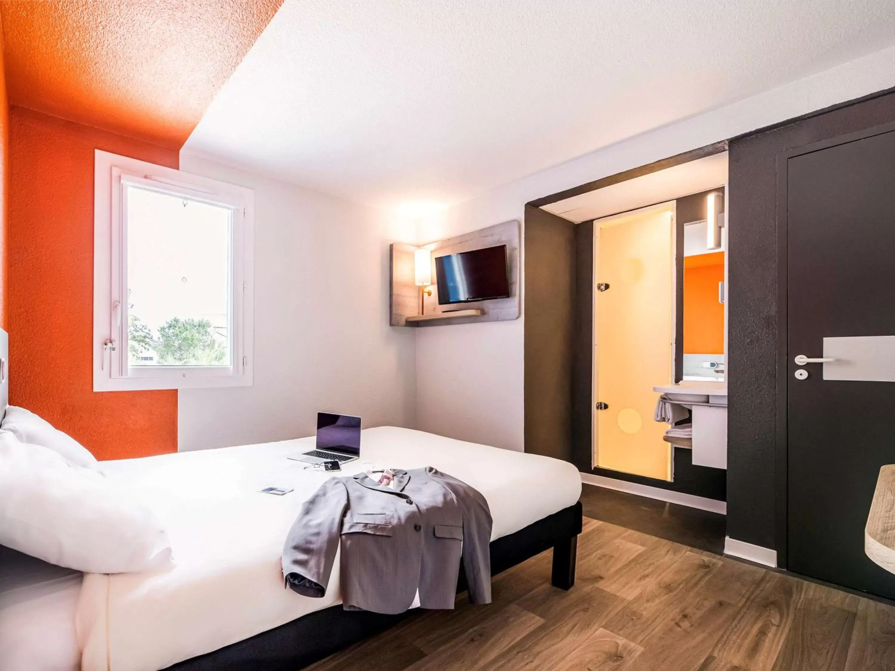 Photo of the whole room in Ibis Budget Perpignan Sud