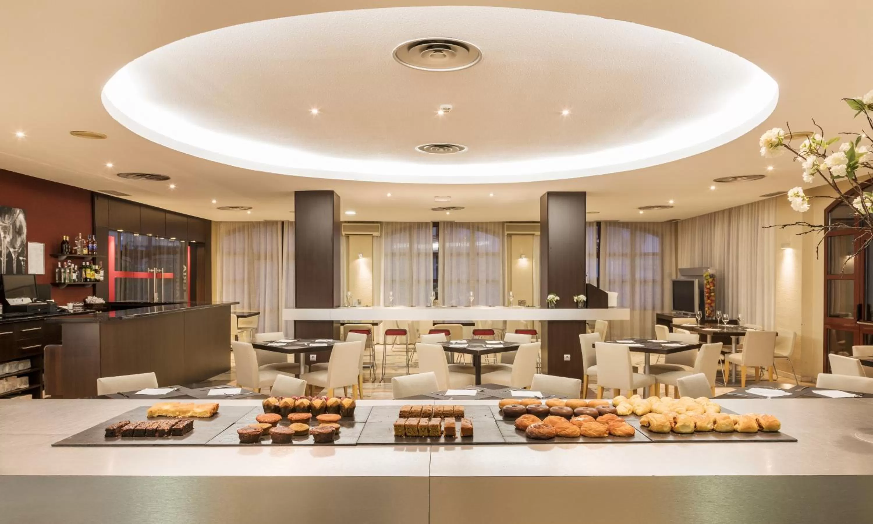 Restaurant/places to eat in Ilunion Golf Badajoz