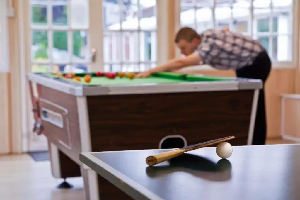 Table tennis, Billiards in Laguna Hotel