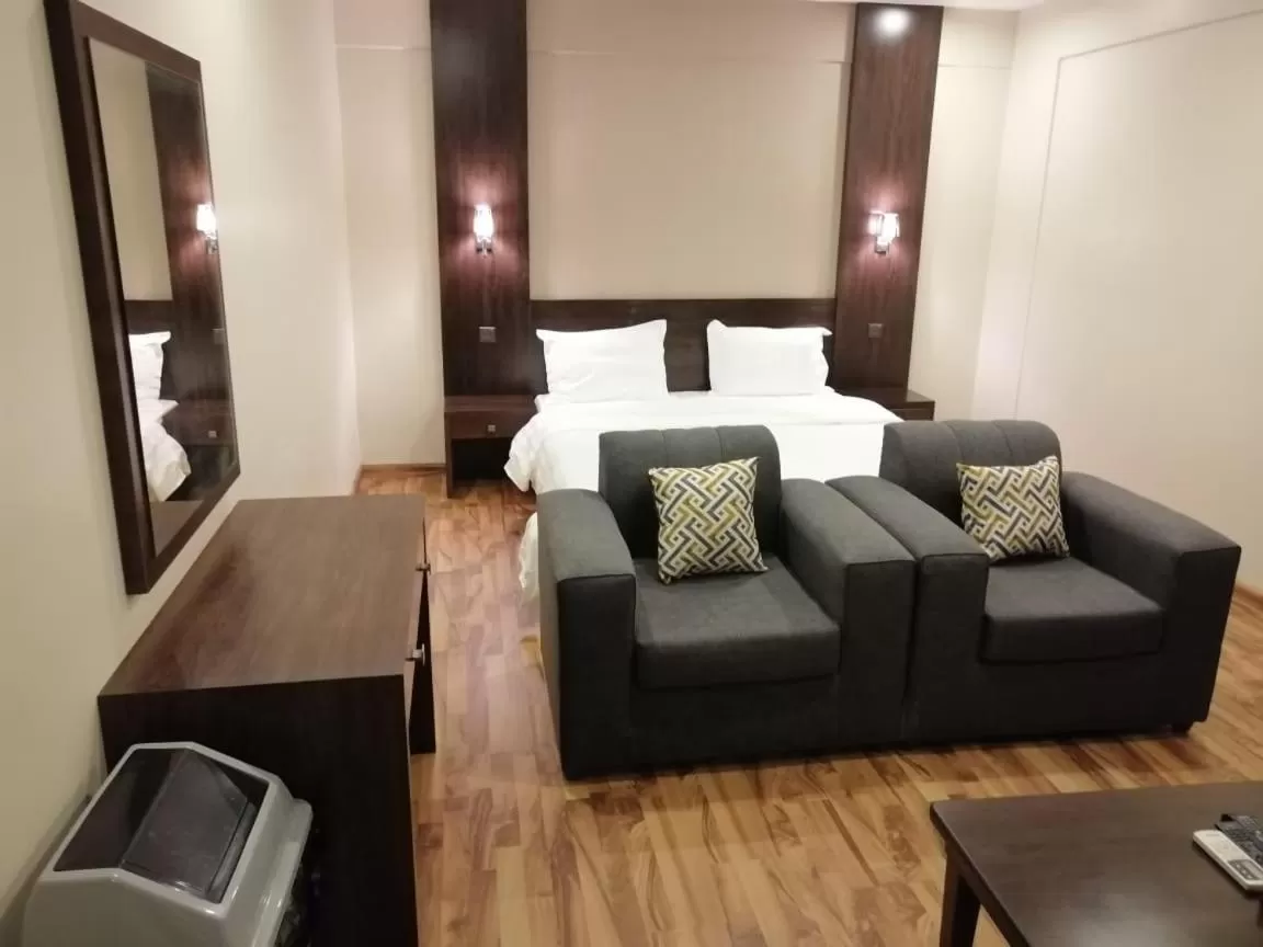 Bed in شقق درر رامه للشقق المخدومة 10