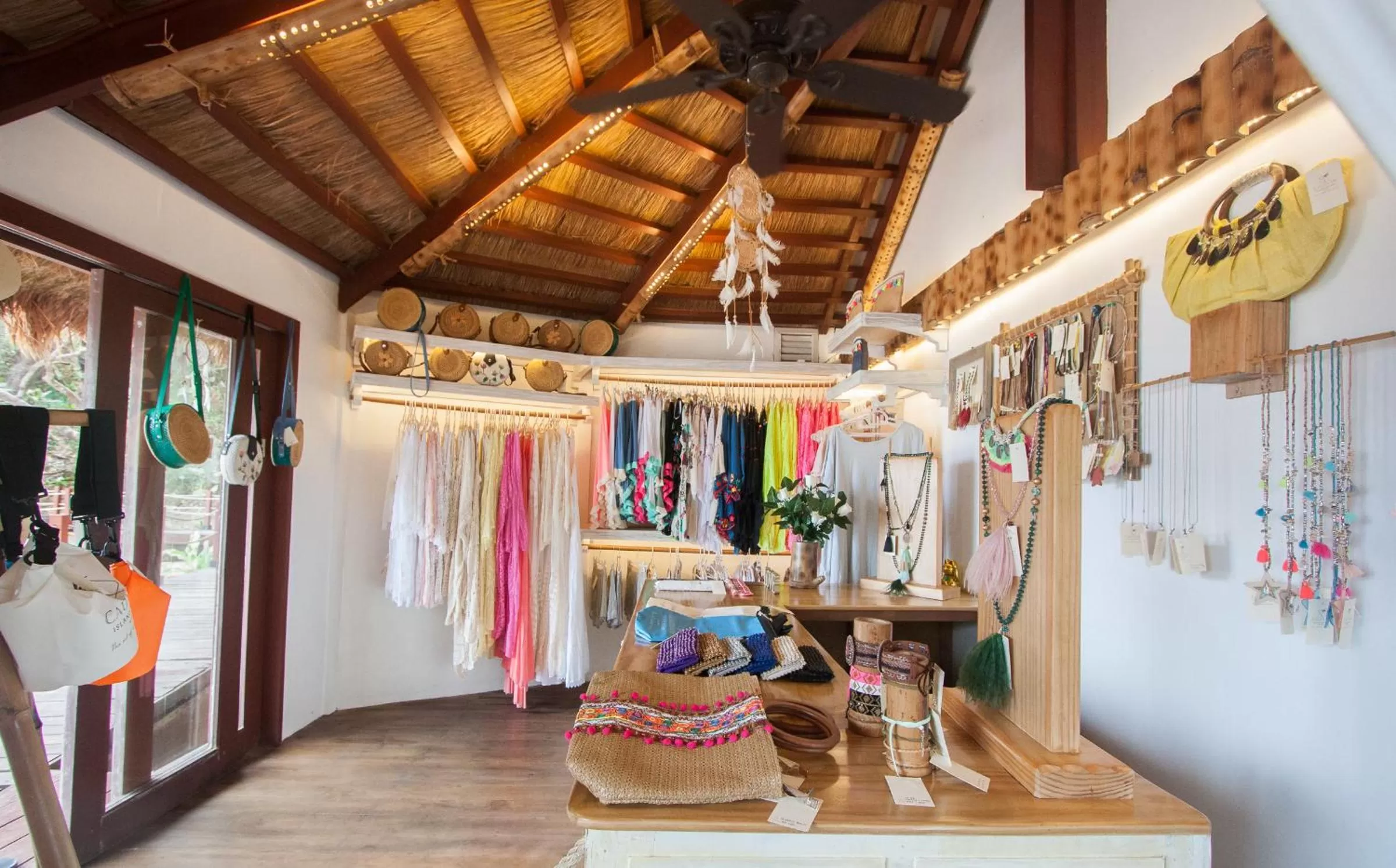 On-site shops in Cauayan Island Resort and Spa