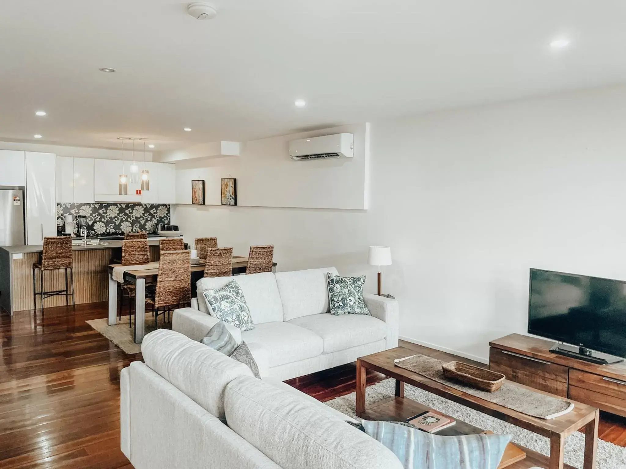 Seating Area in Byron Butter Factory Apartments