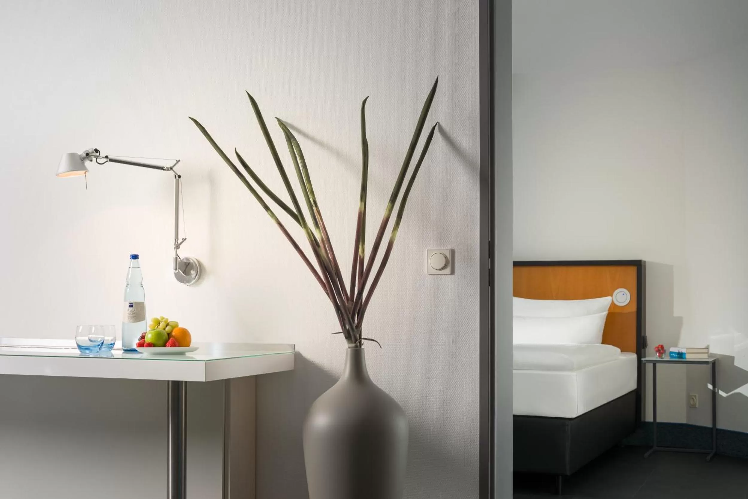 Bedroom, Bed in Dorint Kongresshotel Düsseldorf/Neuss