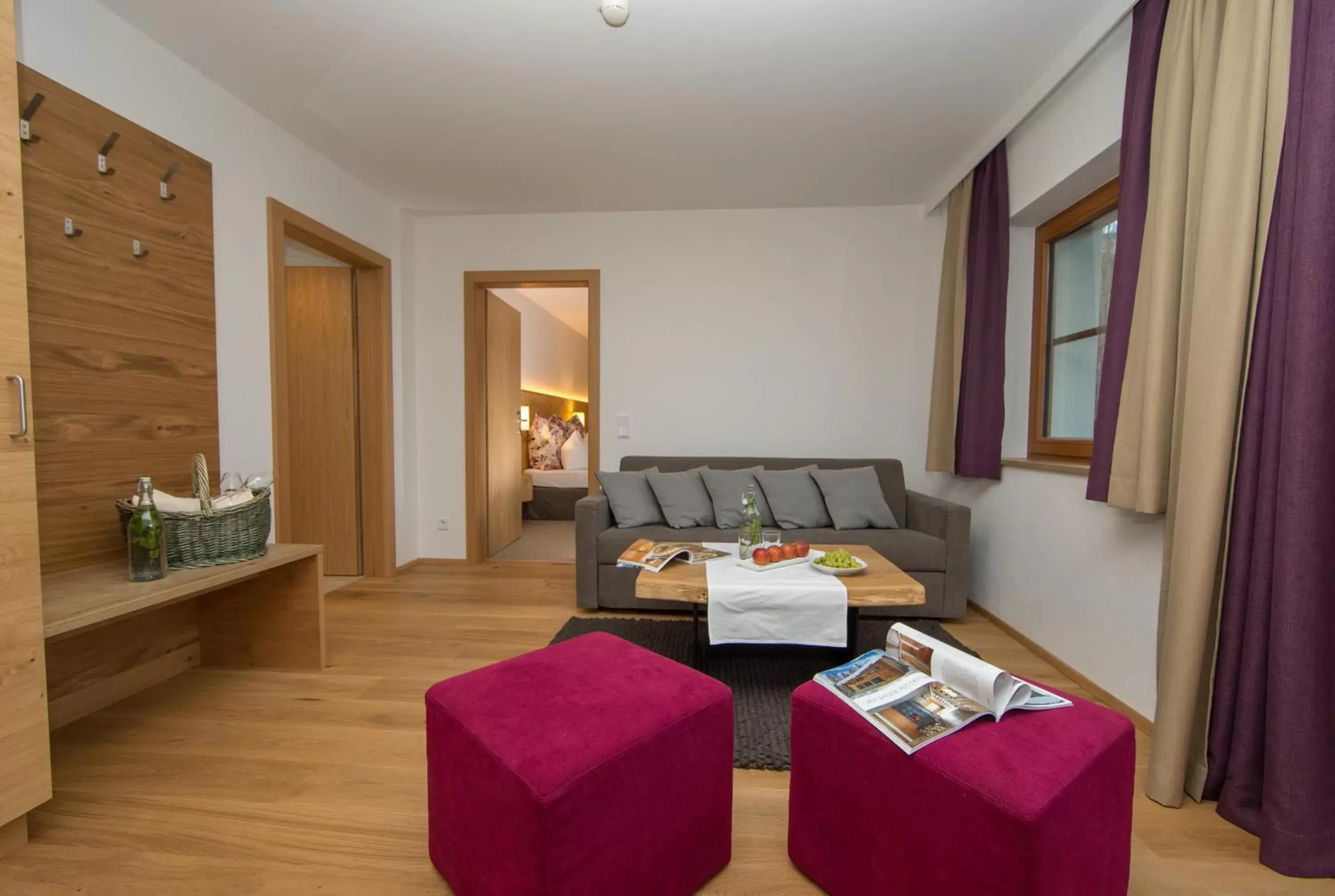 Comfort Two-Bedroom Suite with Balcony in Hotel Stadt Wien
