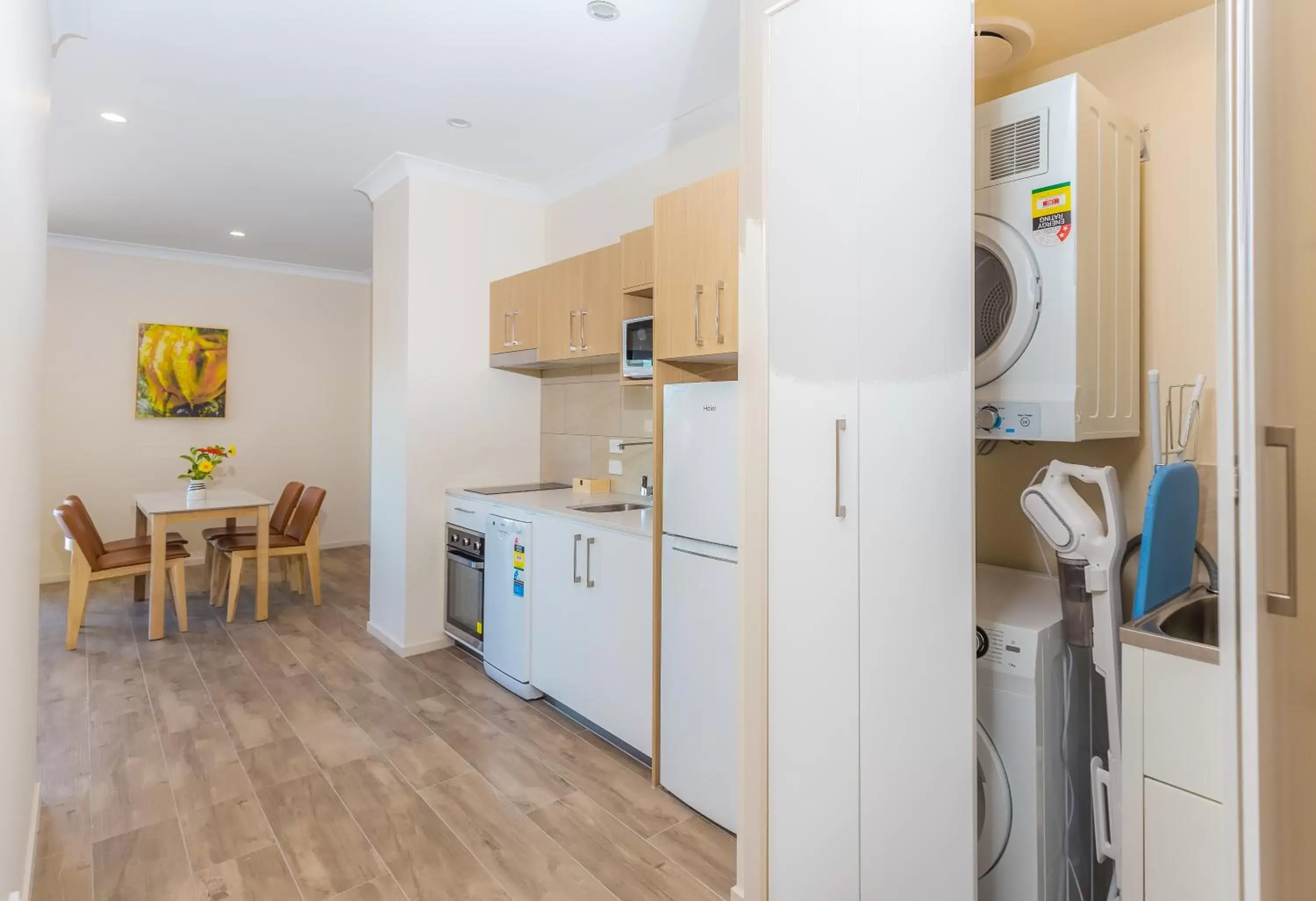 Kitchen/Kitchenette in The Windsor Apartments and Hotel Rooms, Brisbane