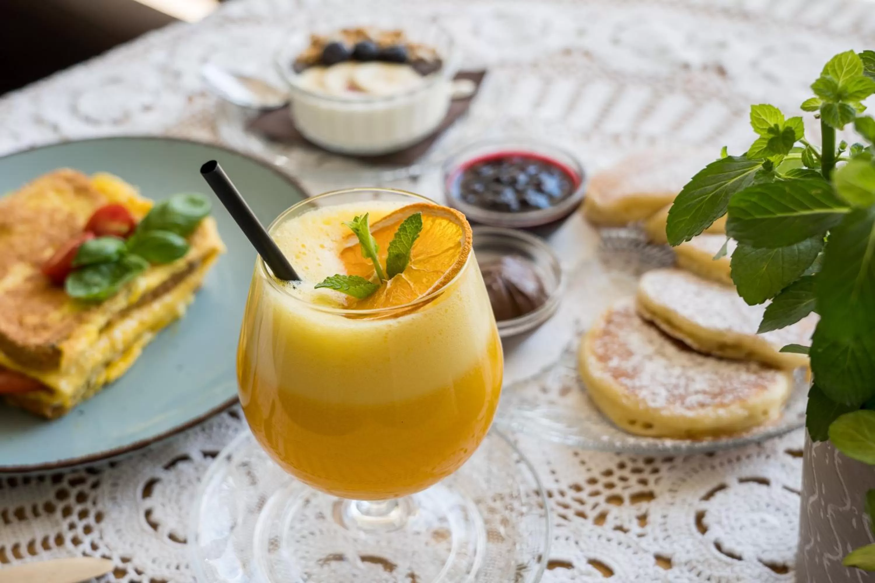 Food and drinks in Hiša Poljana Rooms