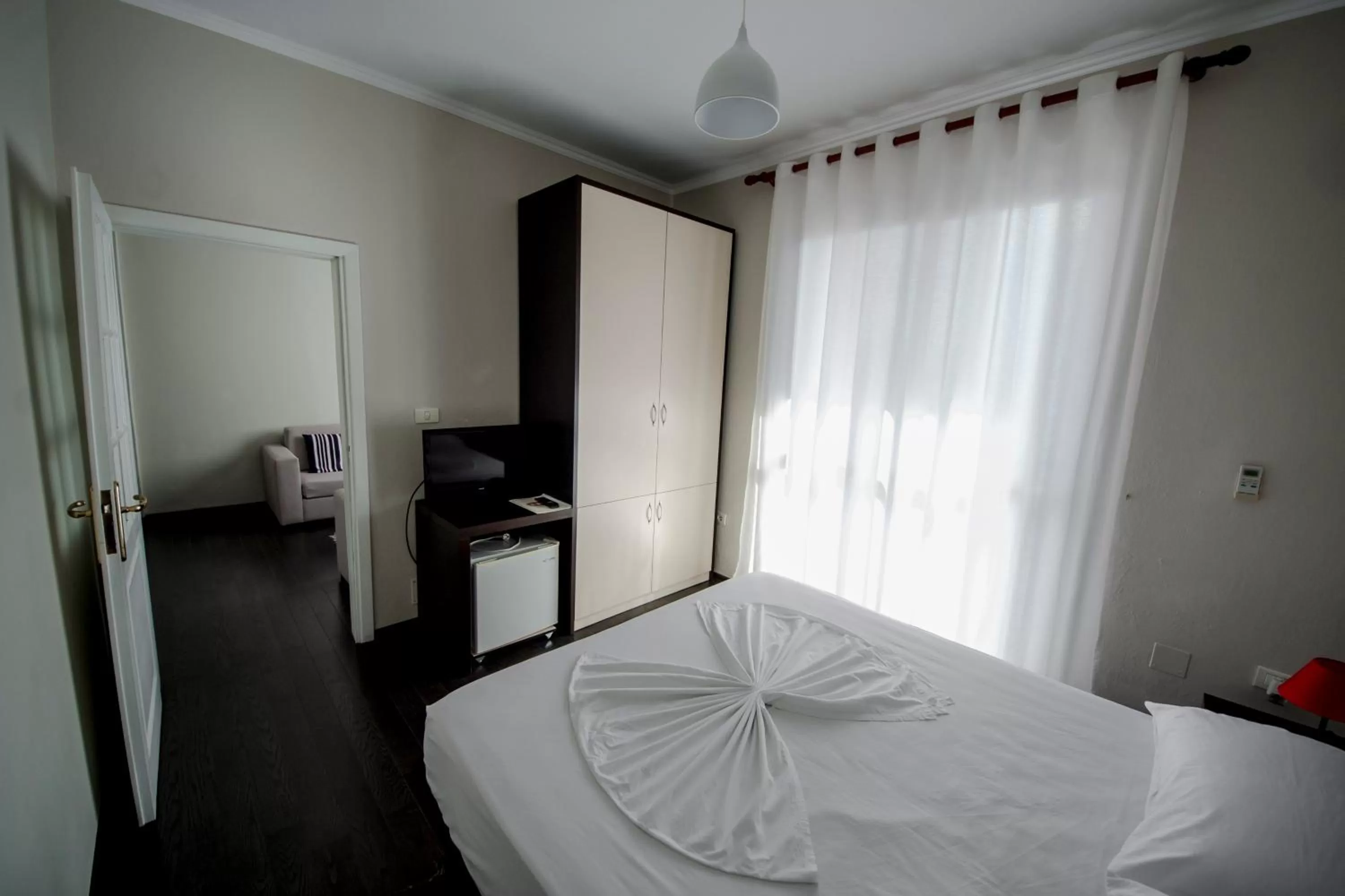 Photo of the whole room in Kadrisa Hotel