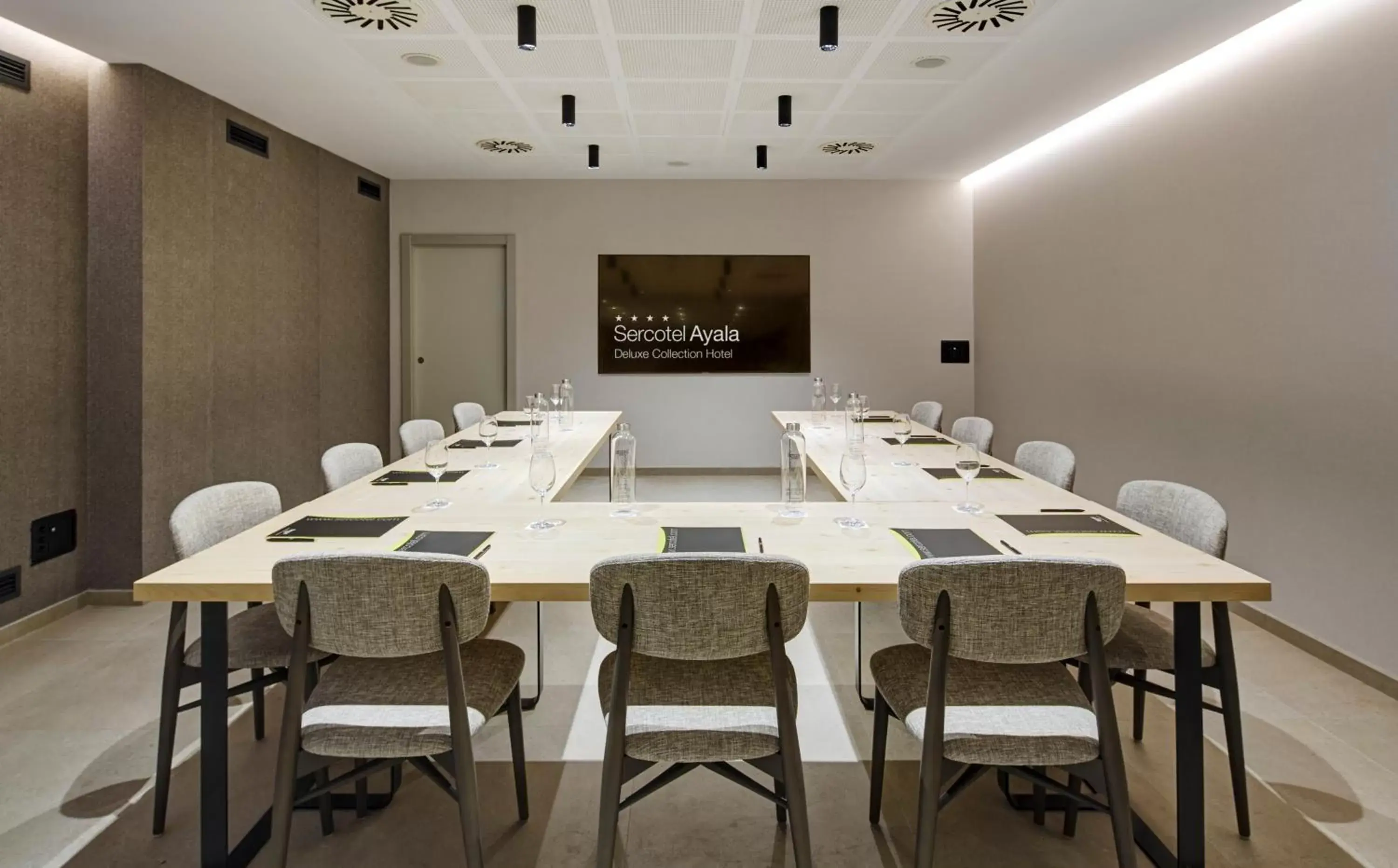 Meeting/conference room in Sercotel Ayala