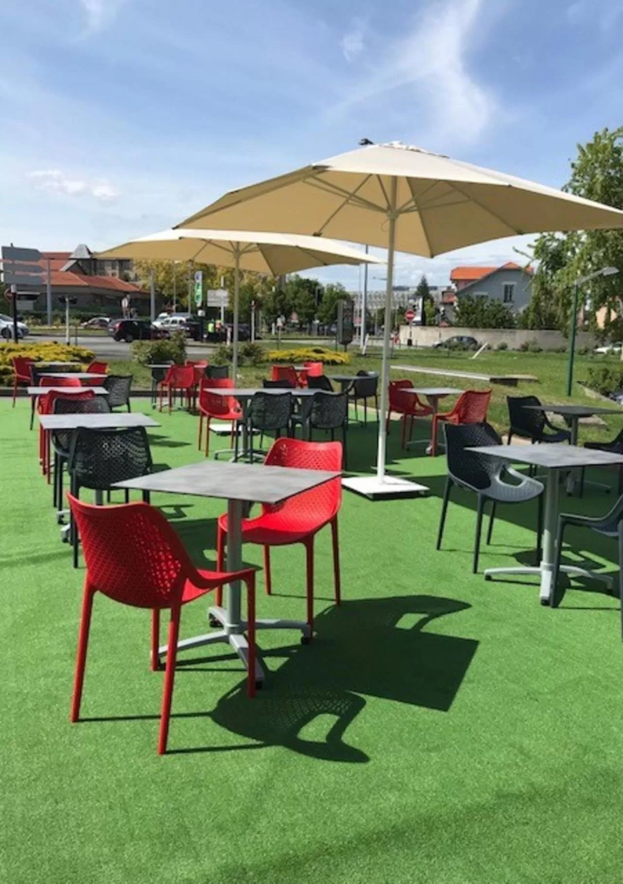 Patio in ibis Budget Clermont Ferrand Centre Montferrand