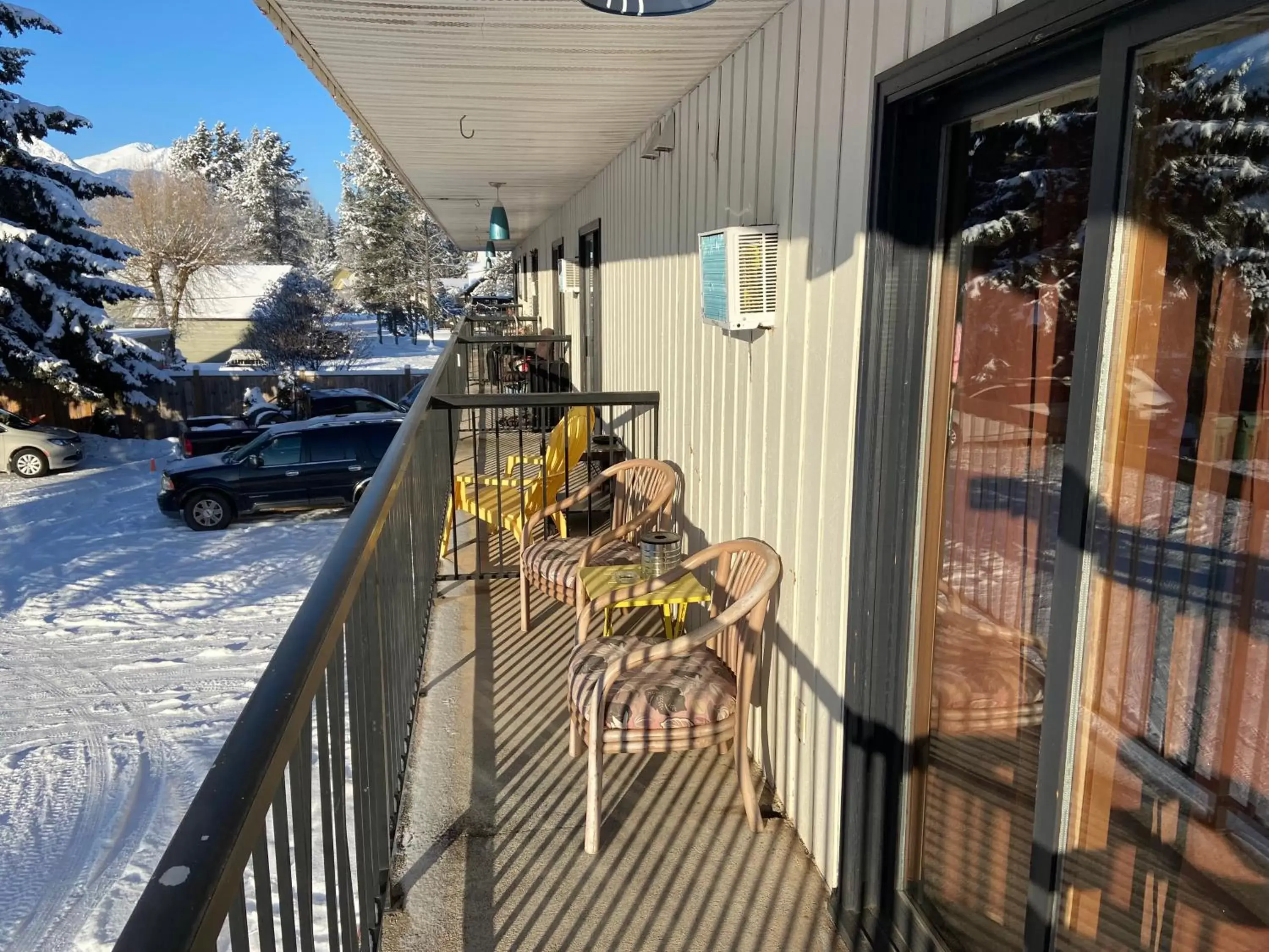 Balcony/Terrace in Mountain View Motel