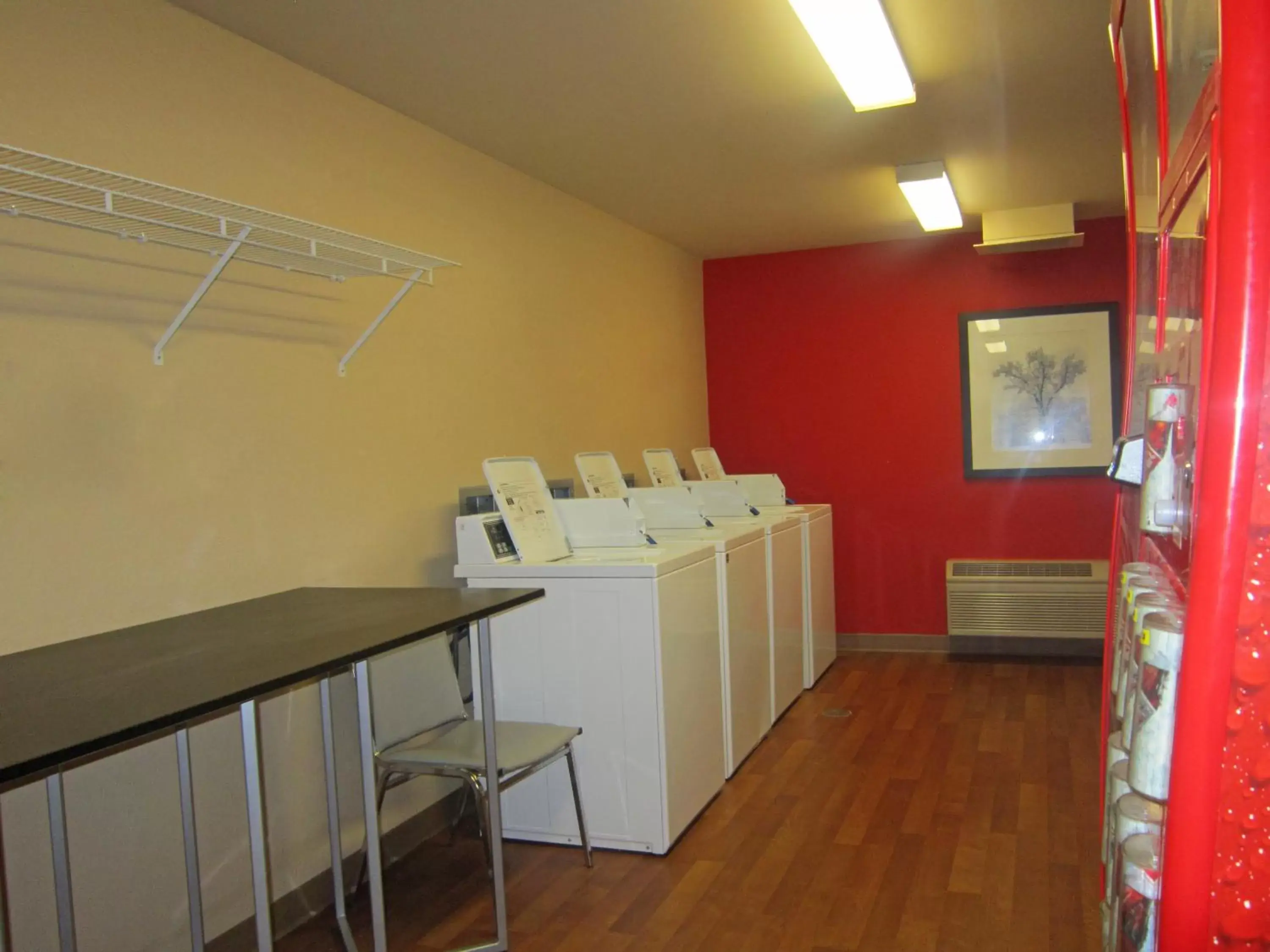 Area and facilities, Kitchen/Kitchenette in Extended Stay America Suites - Seattle - Bothell - West