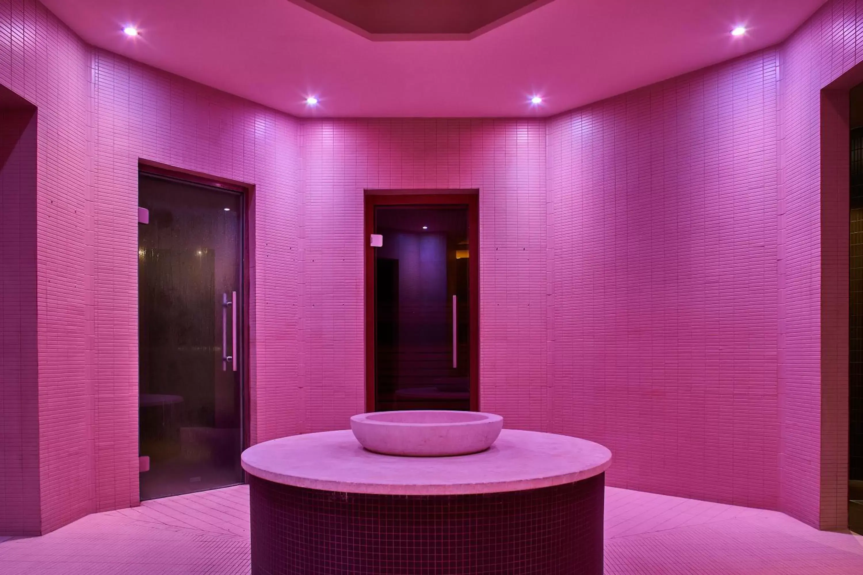 Spa and wellness centre/facilities, Bathroom in Hotel Villa Pamphili Roma