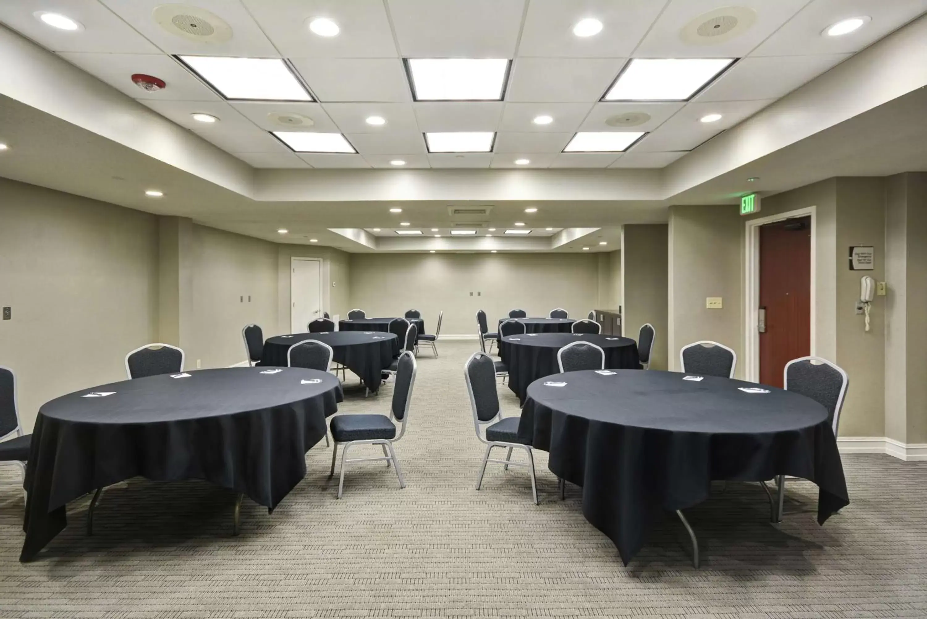 Meeting/conference room in Homewood Suites by Hilton Indianapolis Carmel