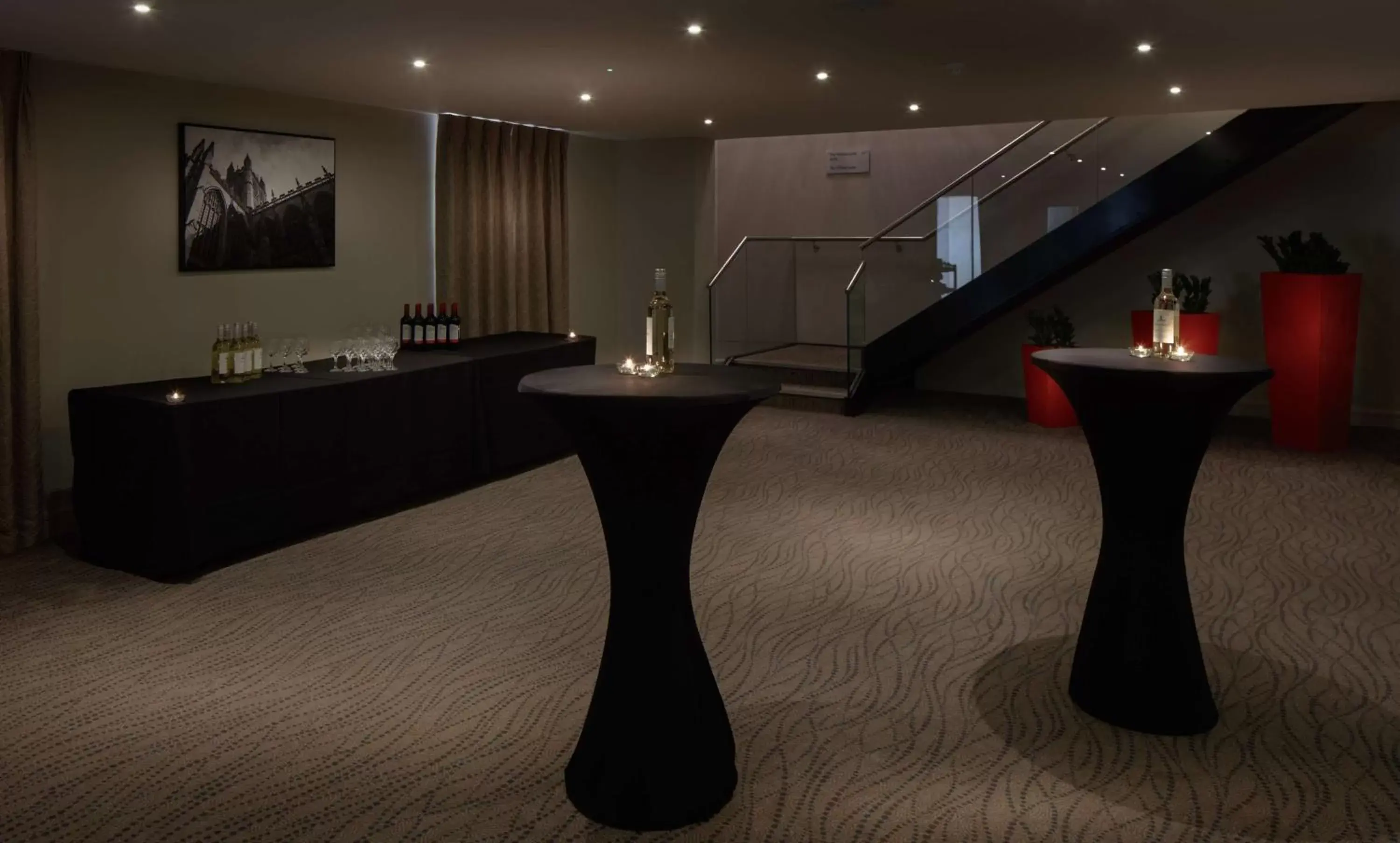 Meeting/conference room, Lobby/Reception in DoubleTree by Hilton Bristol City Centre
