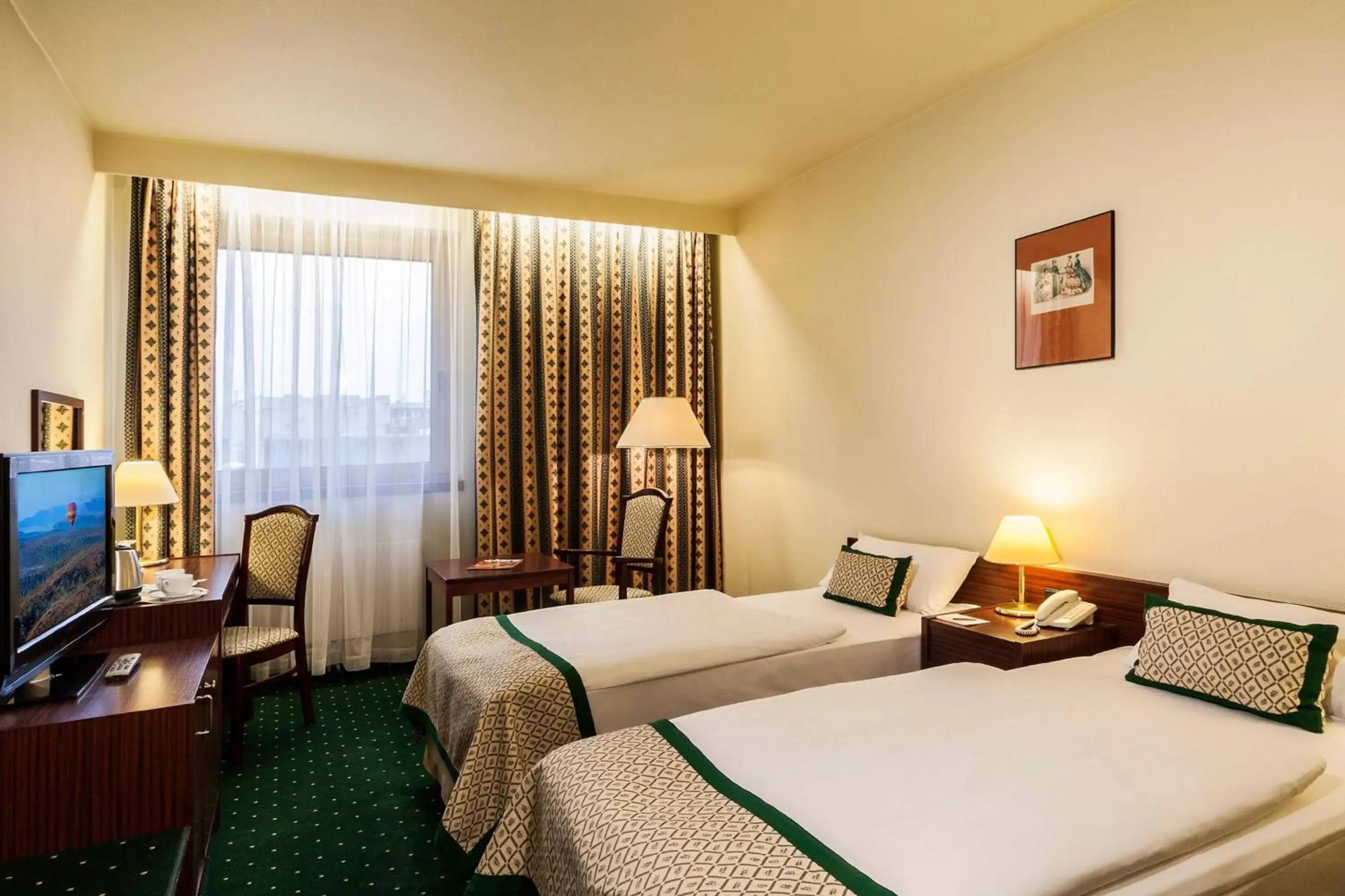 Twin Room in Danubius Hotel Hungaria City Center