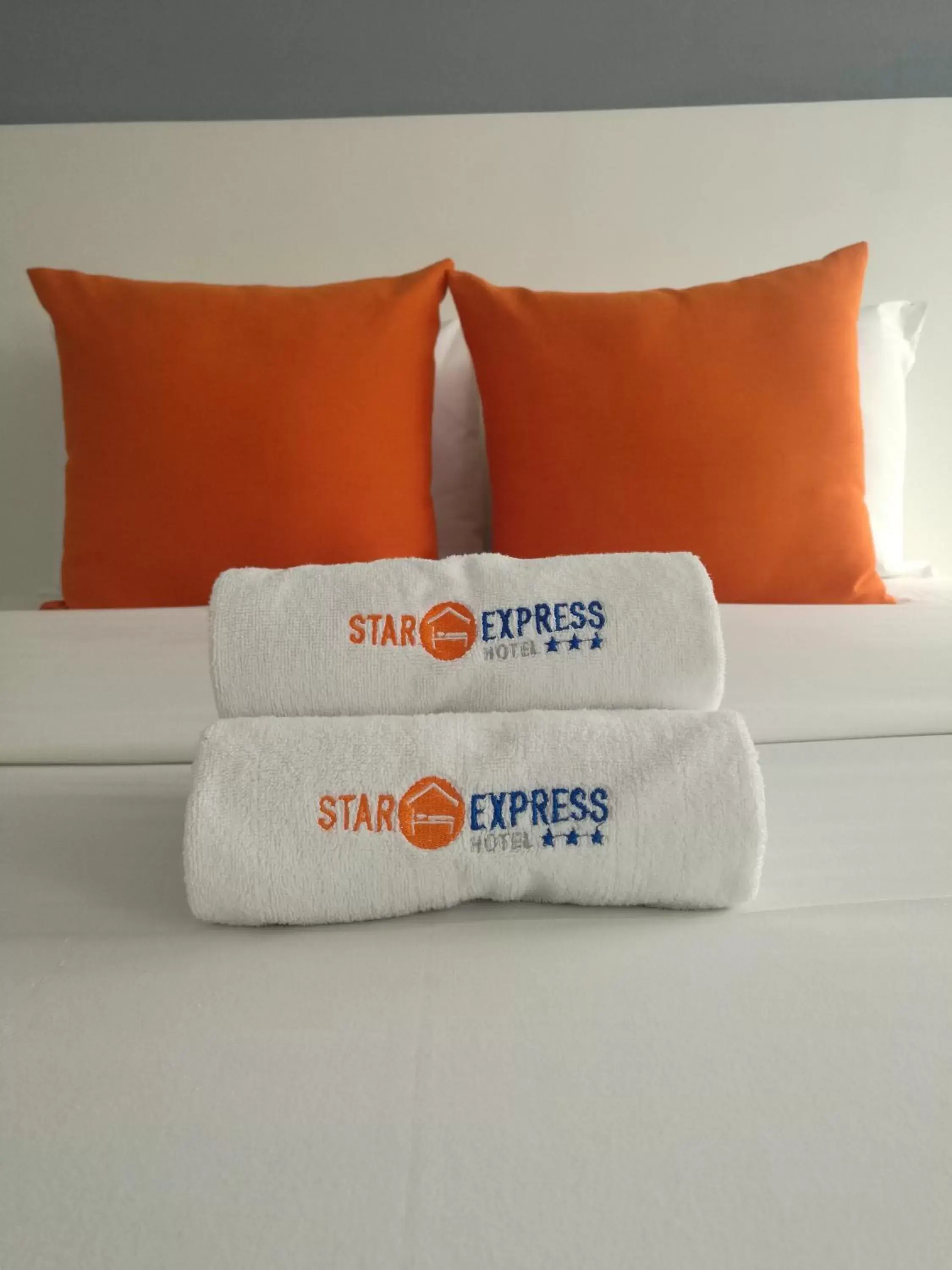 Bed in Hotel Star Express Puebla