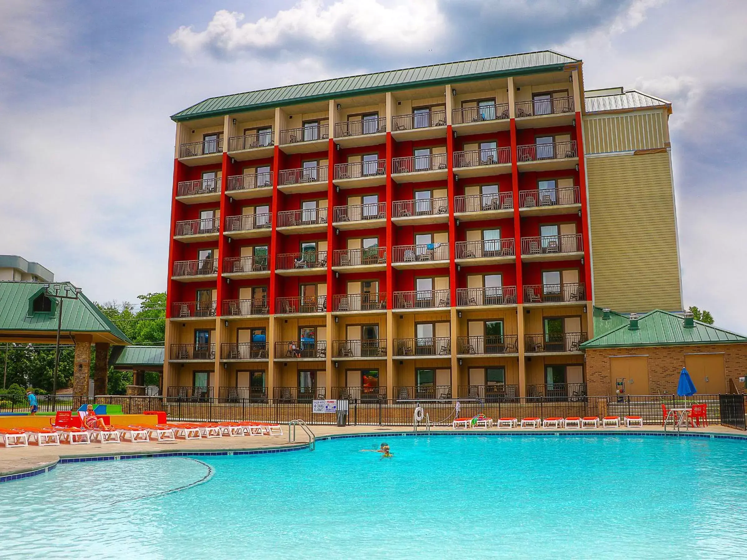 Property Building in Country Cascades Waterpark Resort