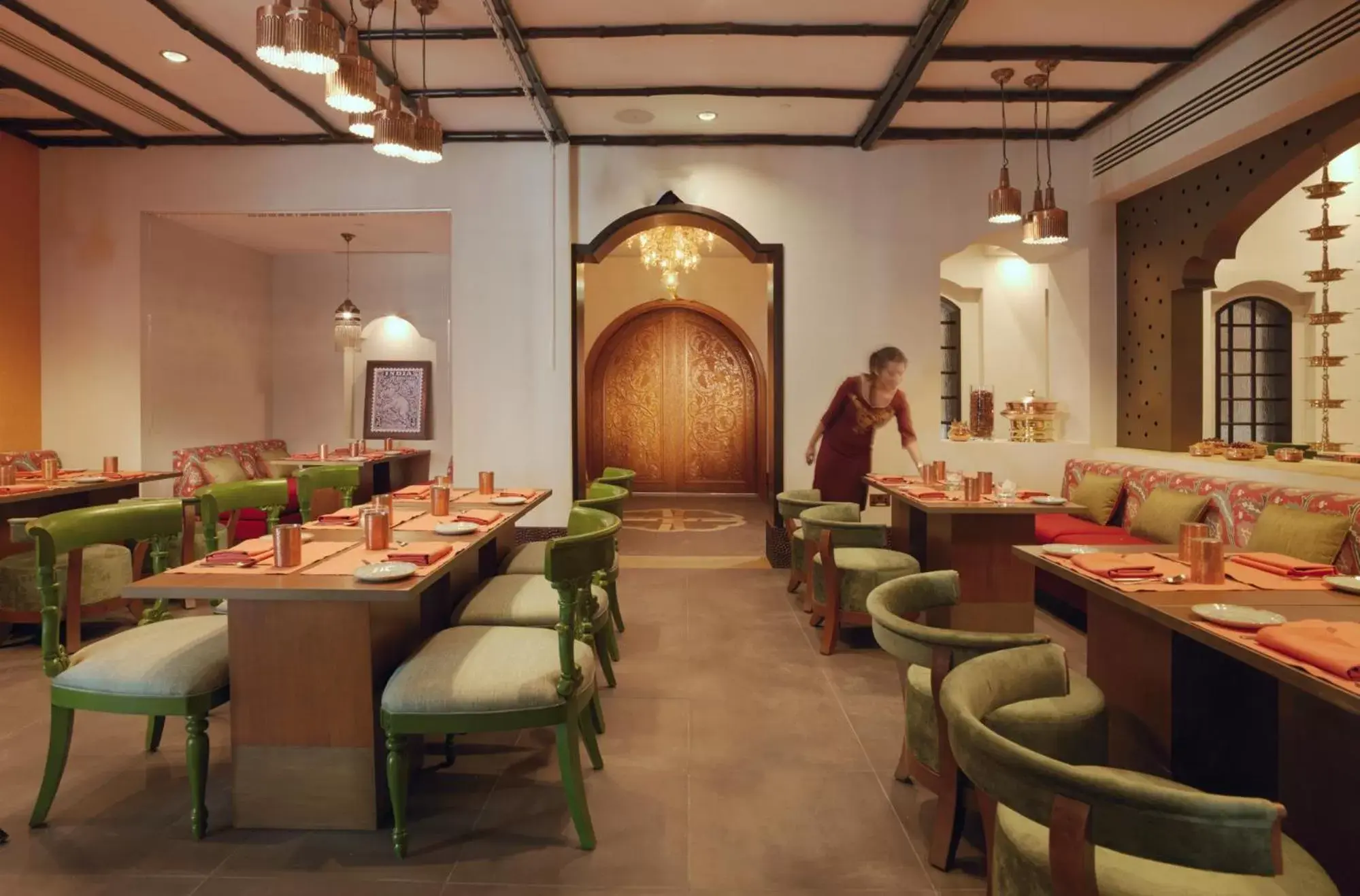 Restaurant/places to eat in Kempinski Hotel Muscat Restaurant/places to eat in Kempinski Hotel Muscat